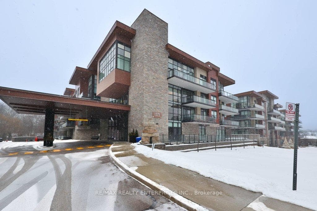 1575 Lakeshore Road Unit 222, Mississauga, ON L5J 0B1 - Photo 1