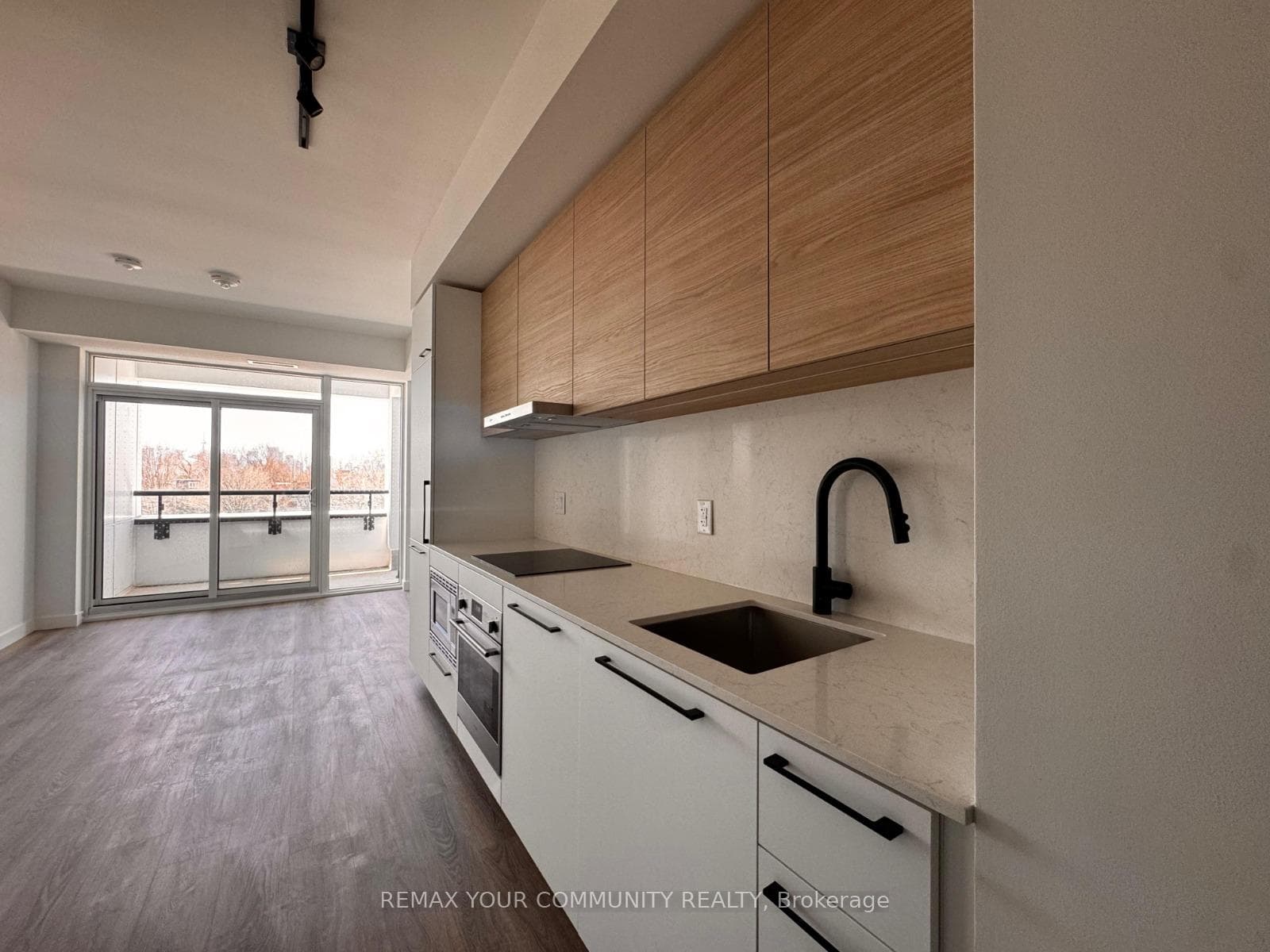 1050 Eastern Avenue Unit 314, Riverdale / Leslieville, ON M4L 0B7 - Photo 1
