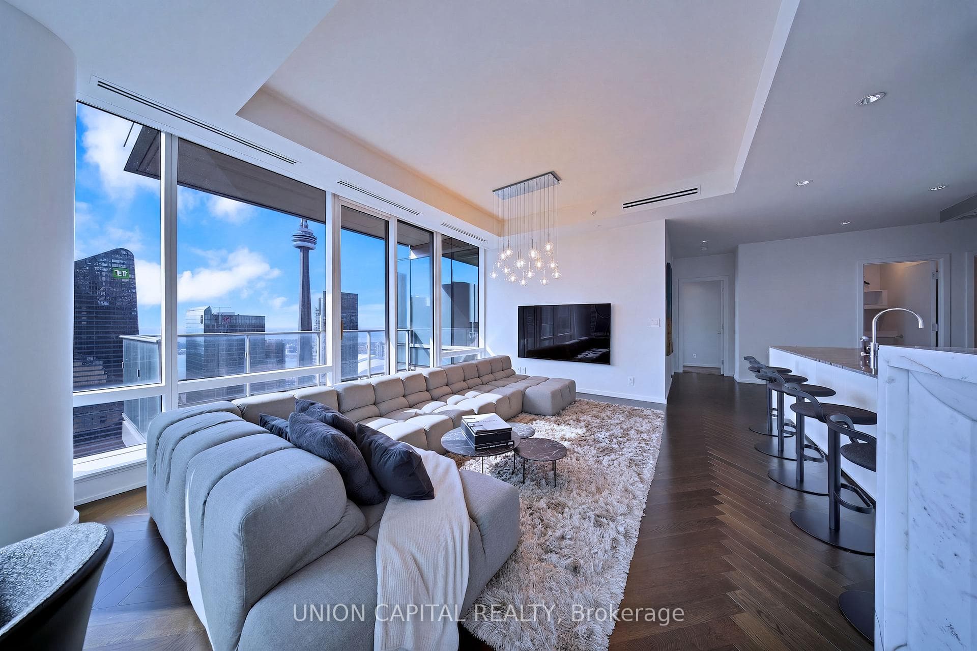 180 University Avenue Unit 5508, Downtown Toronto / Waterfront, ON M5H 0A2 - Photo 1