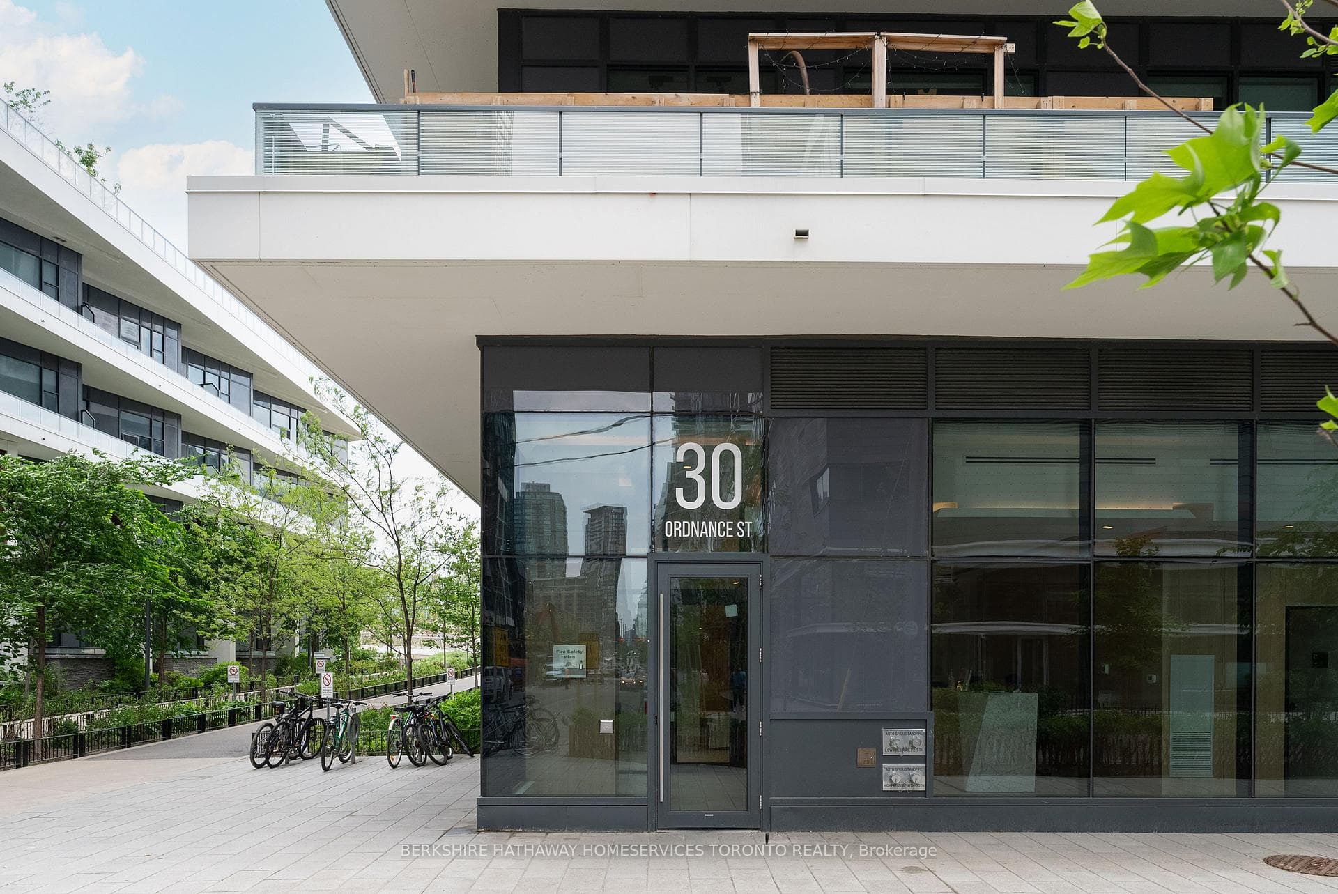 30 Ordnance Street Unit 1310, Toronto C01