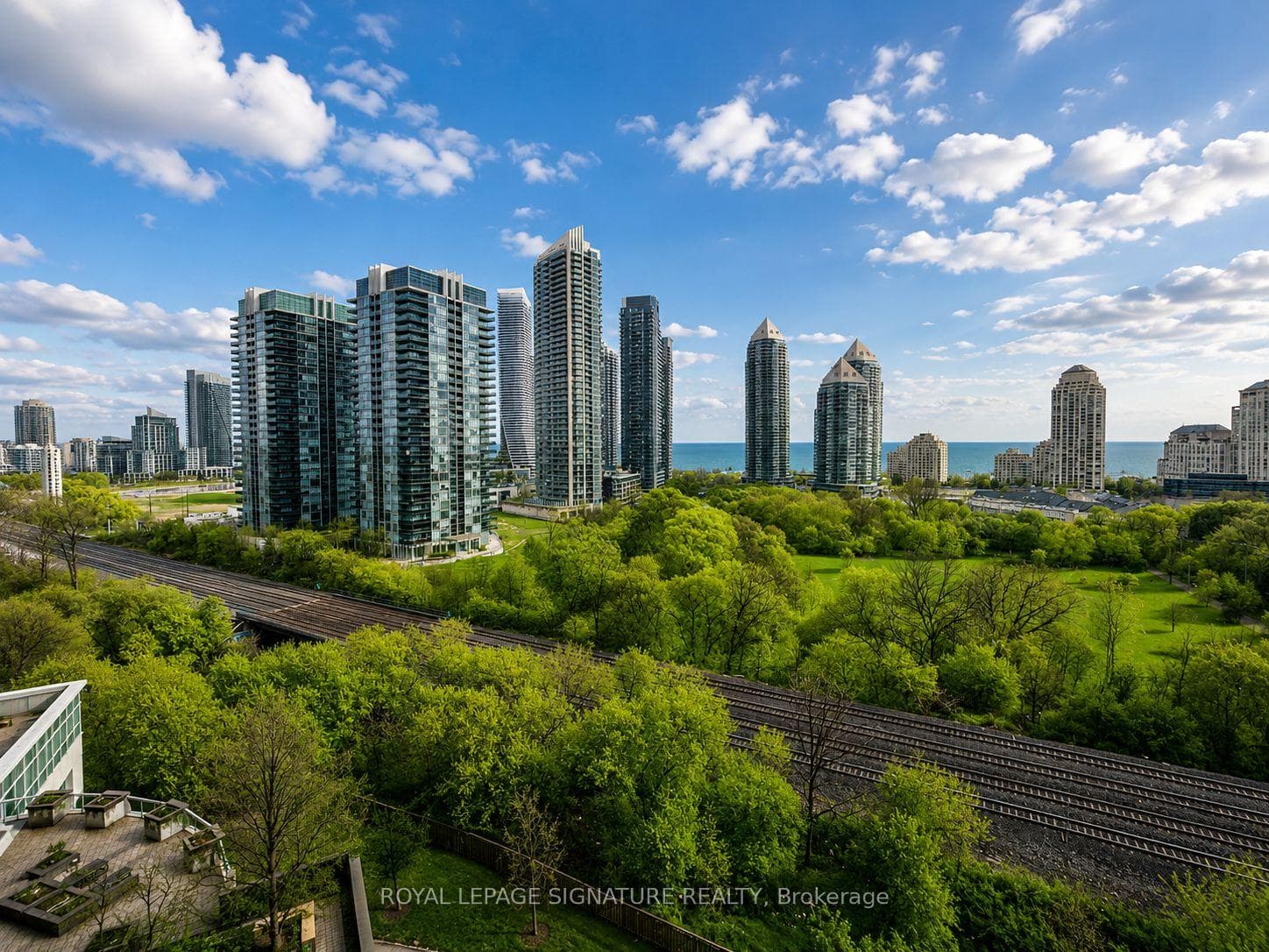155 Legion Road Unit 1102, Liberty Village / Parkdale / South Parkdale, ON M8Y 0A7 - Photo 1