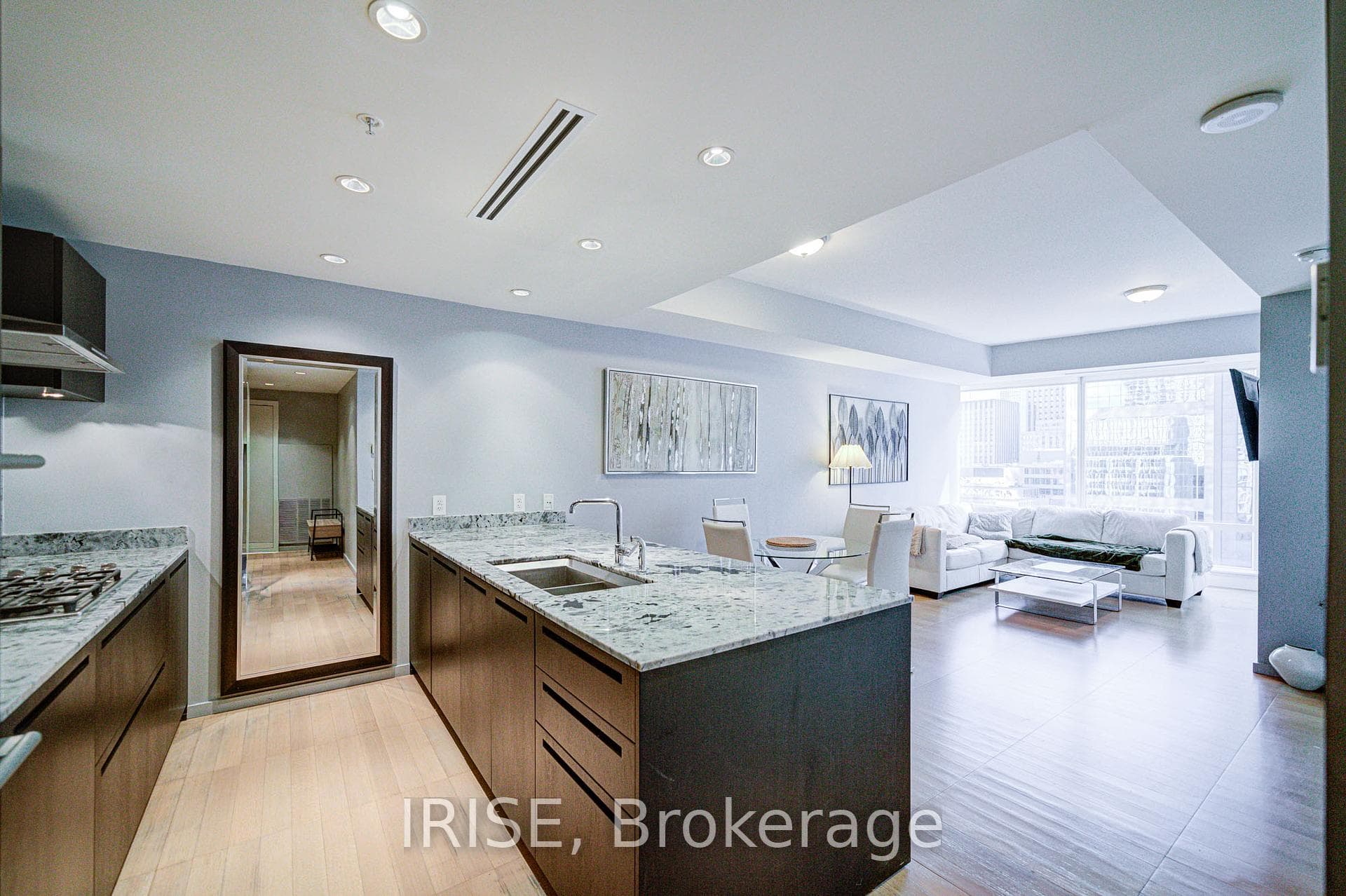 180 University Avenue Unit 1804, Downtown Toronto / Waterfront, ON M5H 0A2 - Photo 1