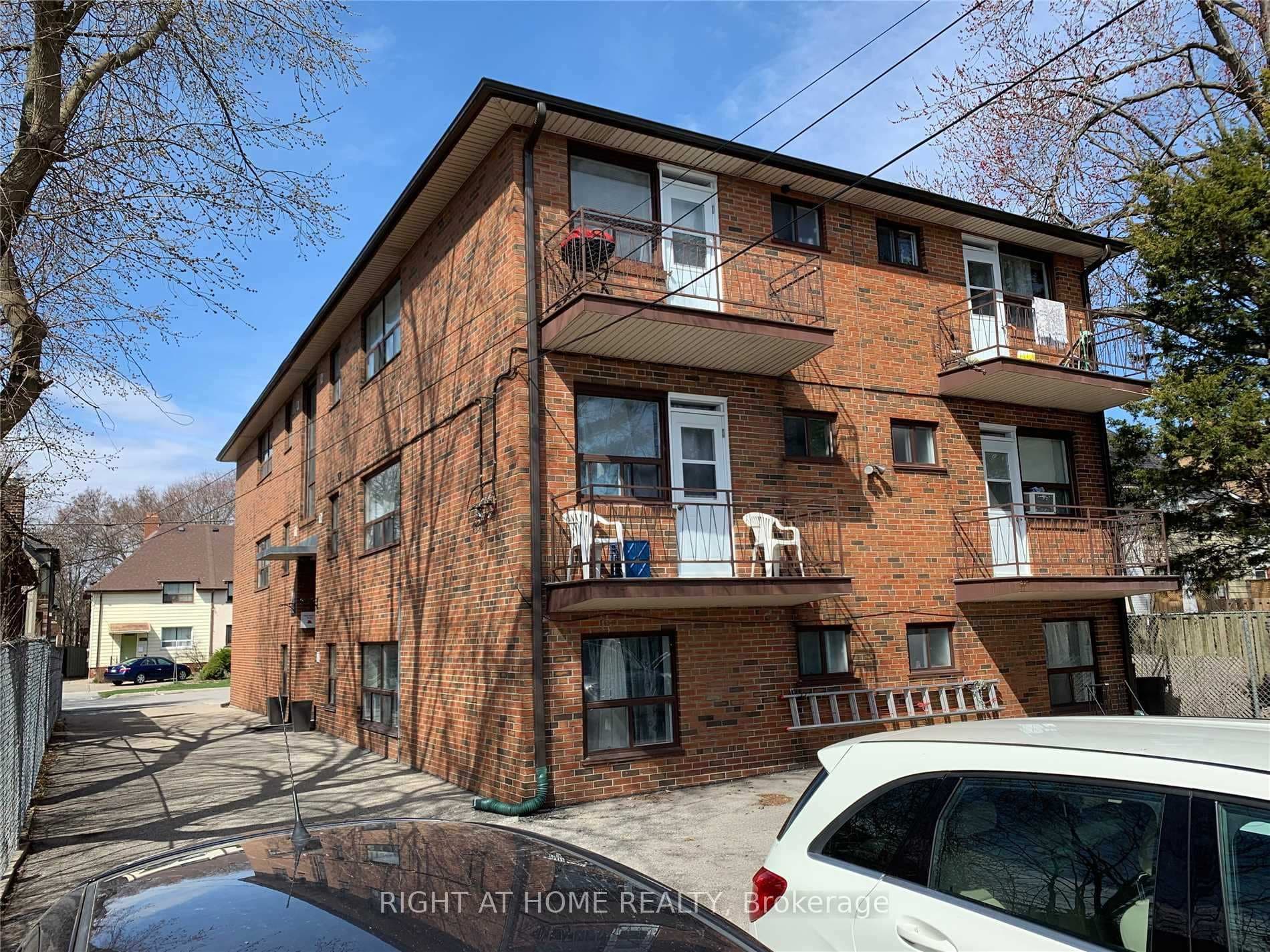 115 Eighth Street Unit 2, Liberty Village / Parkdale / South Parkdale, ON M8V 3C5 - Photo 1