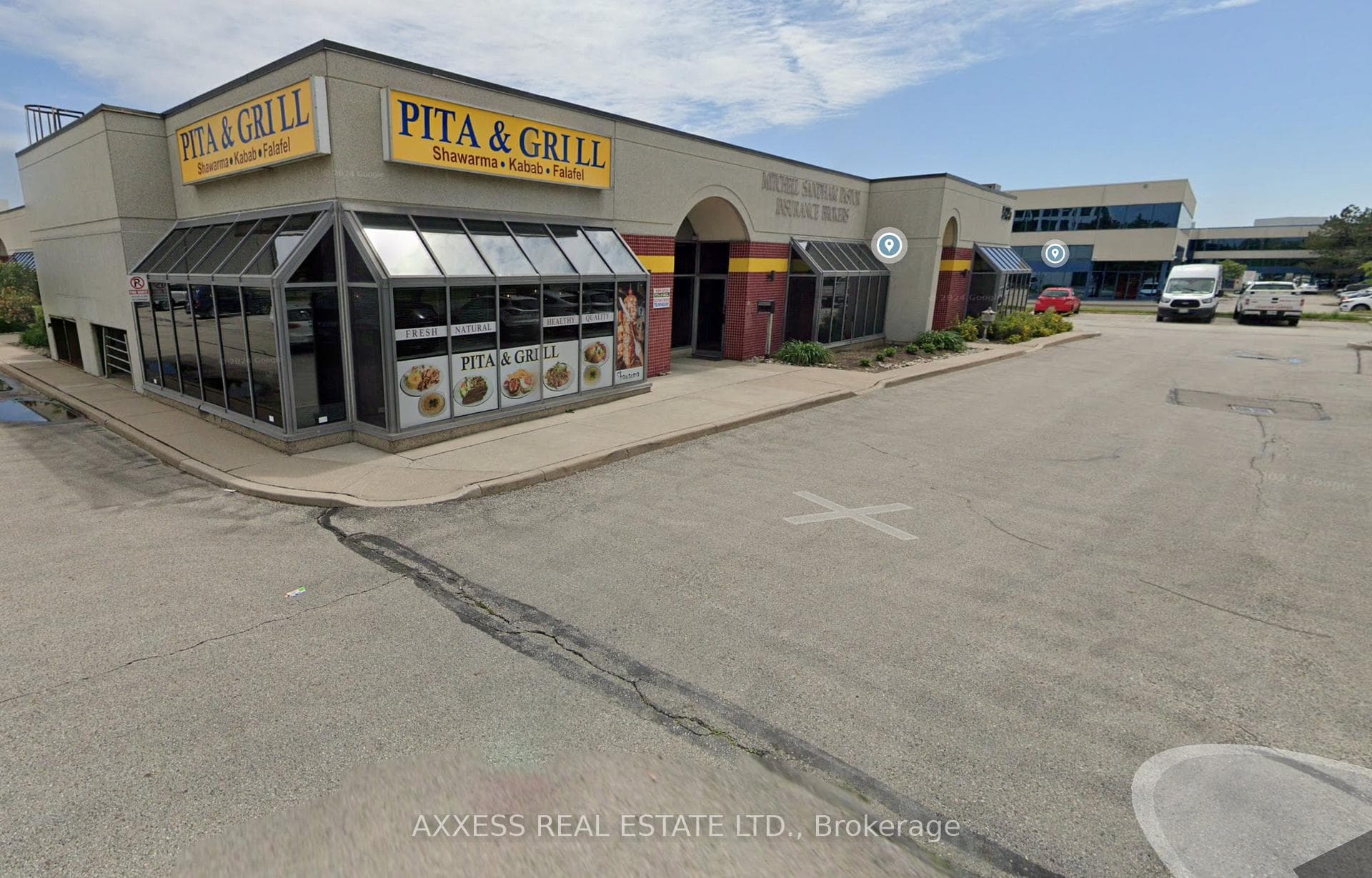 5225 Orbitor Drive Unit 16, Mississauga, ON L4W 4Y8 - Photo 1