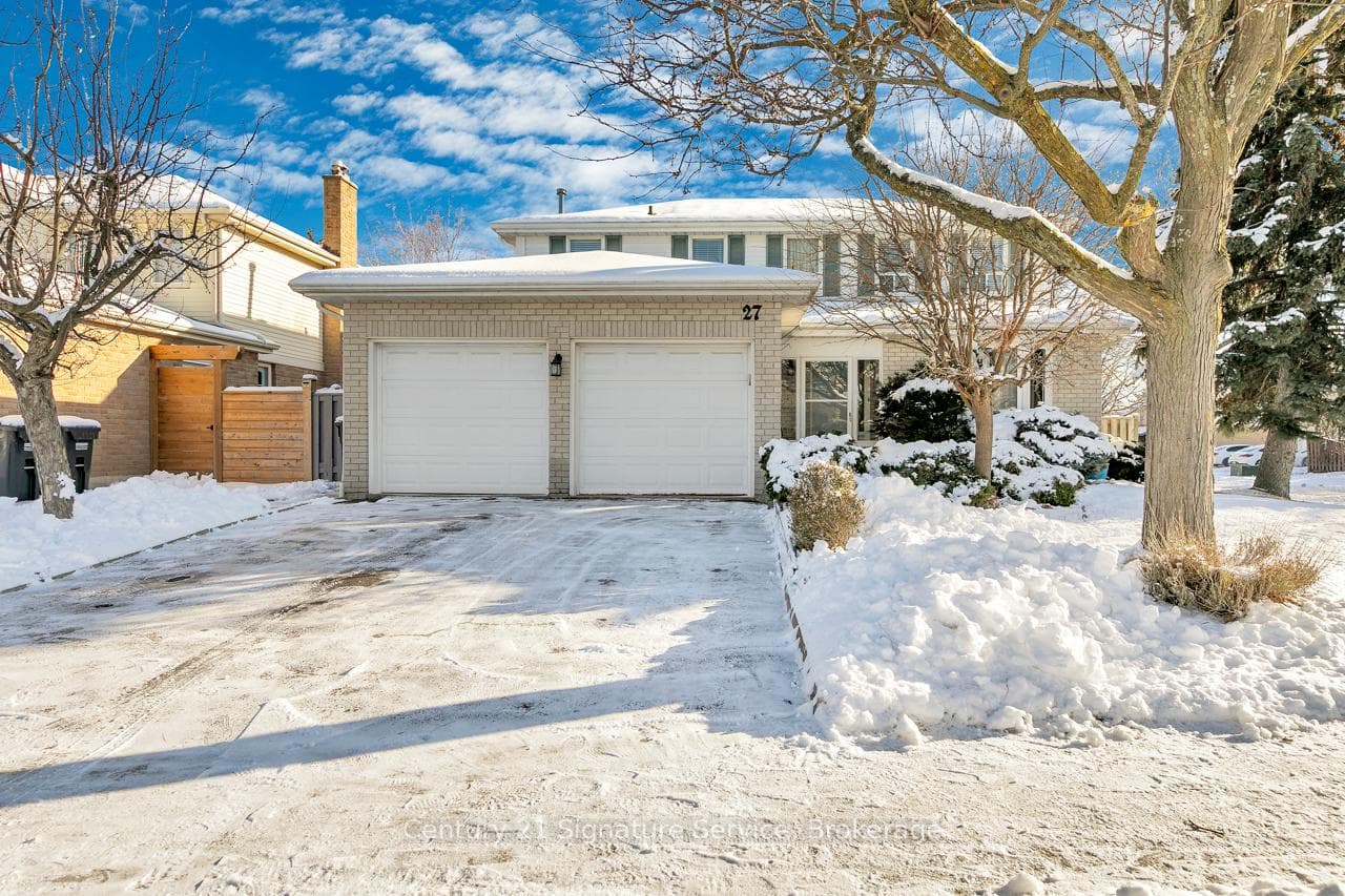 27 Northampton Street, Brampton, ON L6S 3Y6 - Photo 1