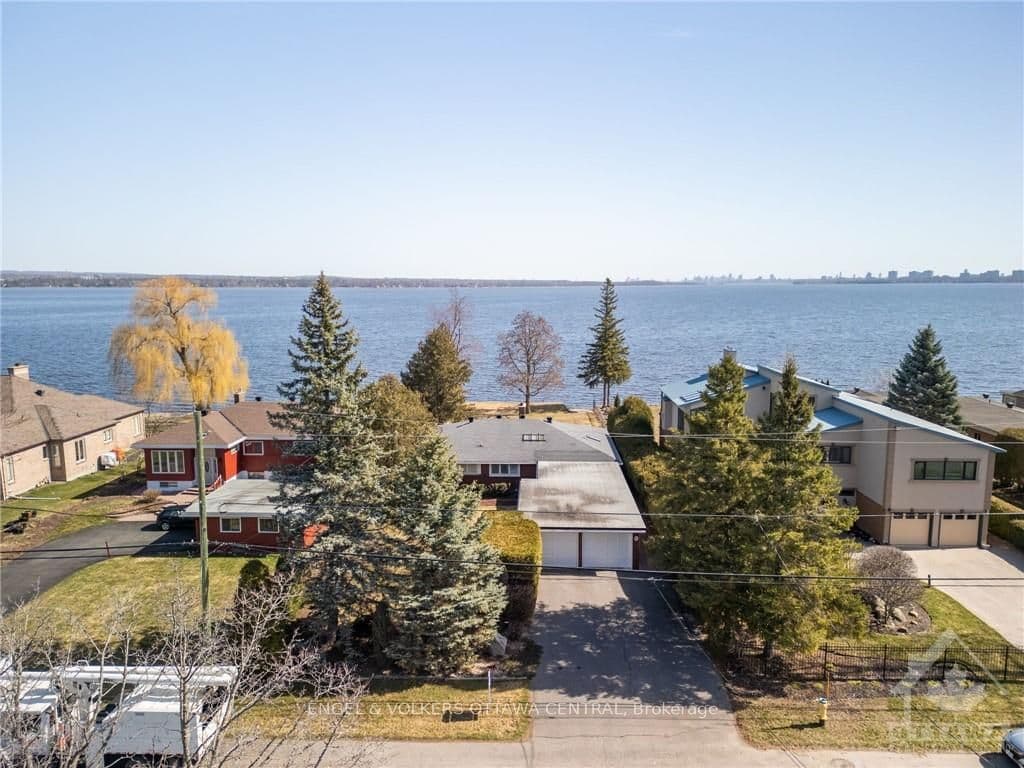 85 GRANDVIEW Road, Crystal Bay - Rocky Point - Bayshore, ON K2H 8B7 - Photo 1