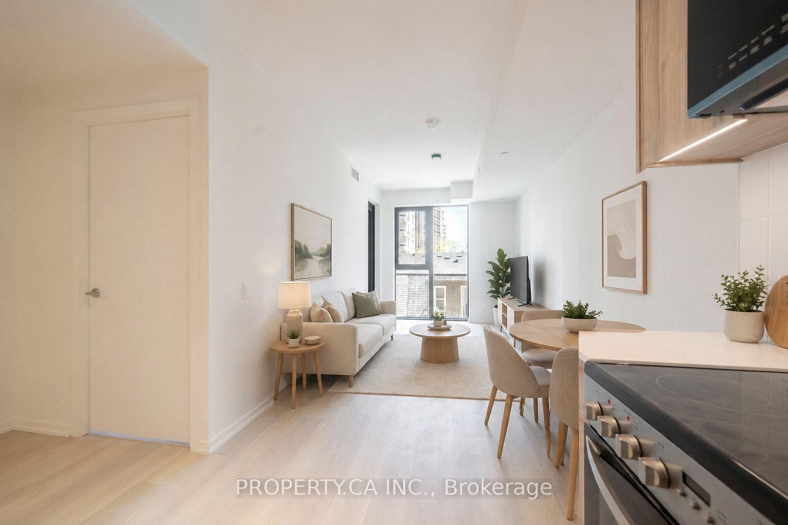 109 Erskine Avenue Unit 601, Leaside / Davisville, ON M4P 0G8 - Photo 1