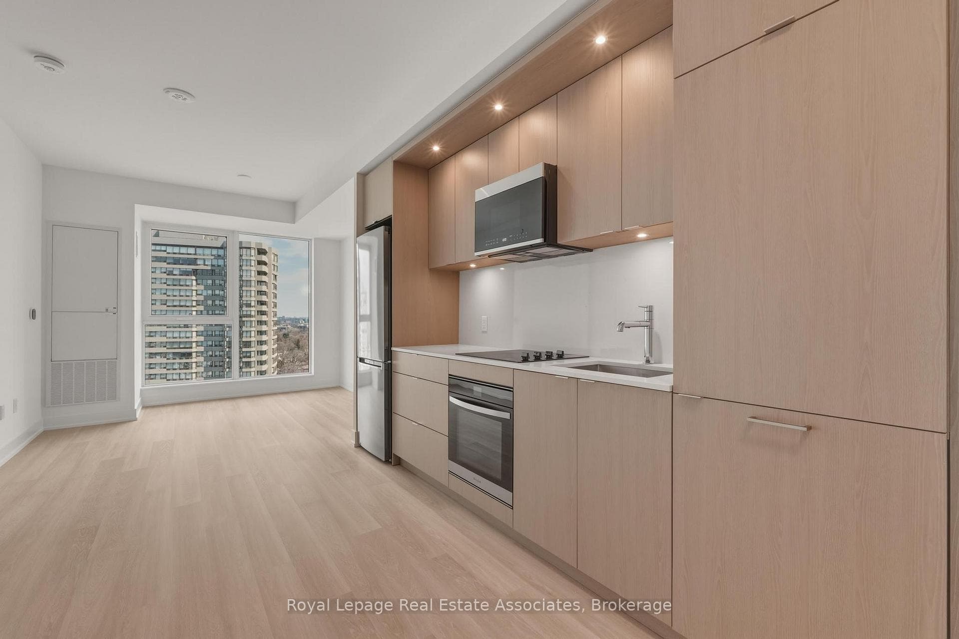 25 Cordova Avenue Unit 1802, Etobicoke (Islington / Rexdale), ON M9A 0E5 - Photo 1