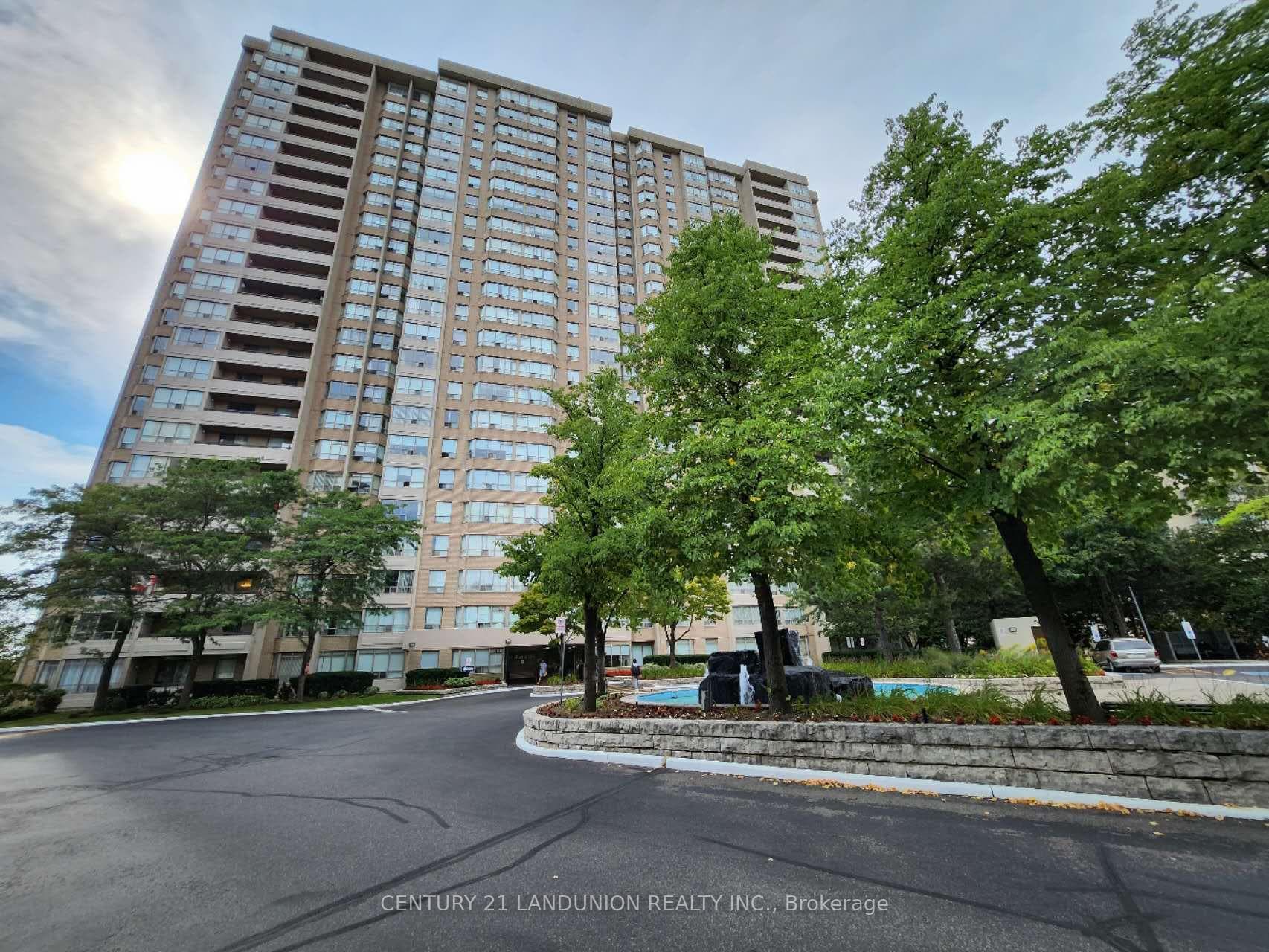 30 Malta Avenue Unit 2205, Brampton, ON L6Y 4S5 - Photo 1