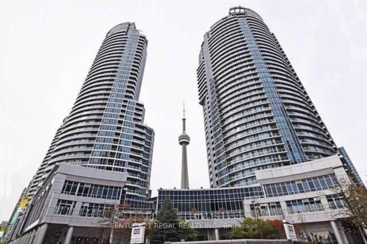 208 Queens Quay Unit 2509, Downtown Toronto / Waterfront, ON M5J 2Y5 - Photo 1