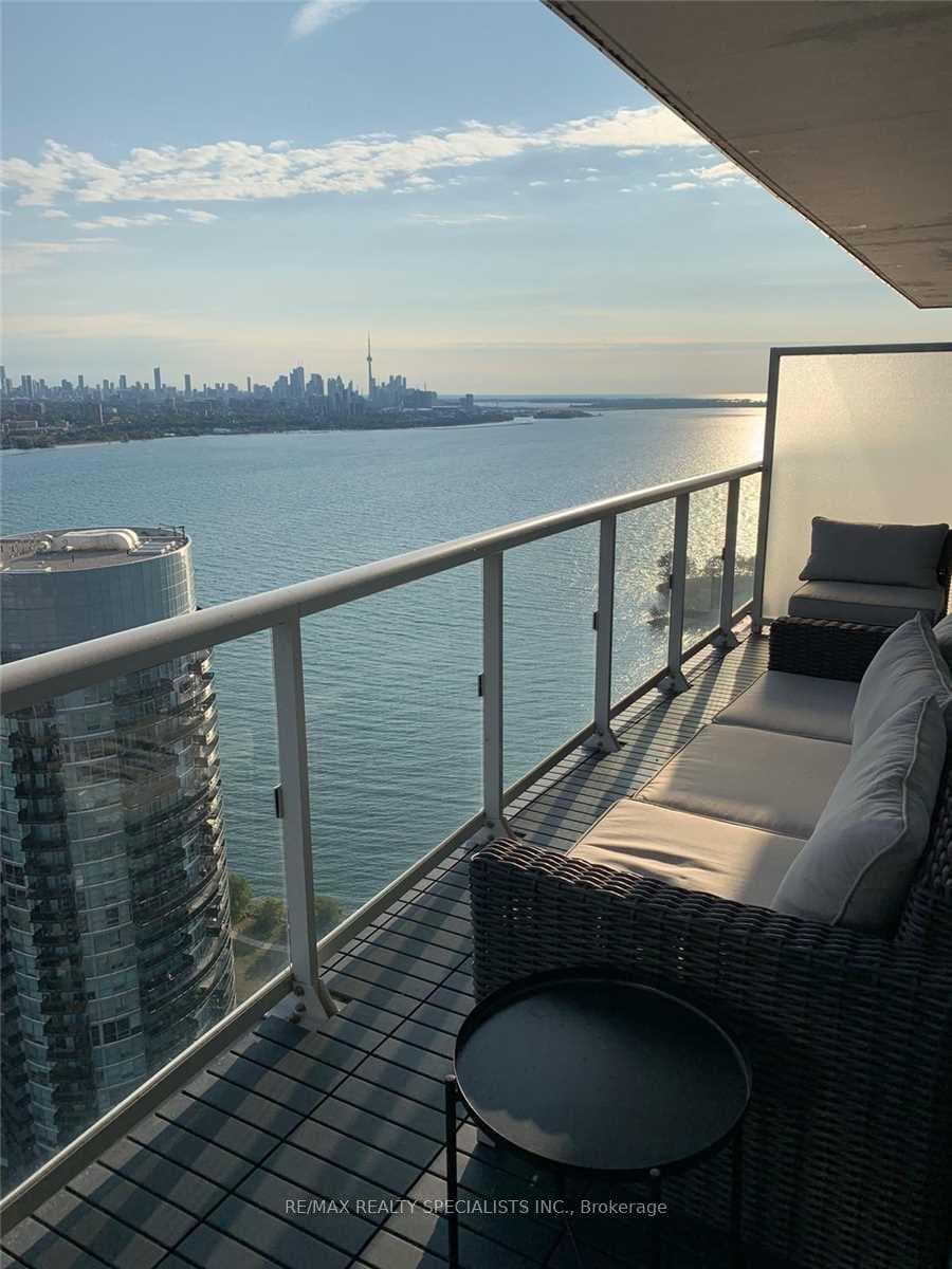56 Annie Craig Drive Unit 4208, Liberty Village / Parkdale / South Parkdale, ON M8V 0C5 - Photo 1