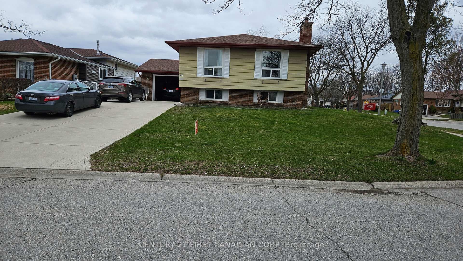 45 Locust Crescent, London South, ON N6E 2K1 - Photo 1