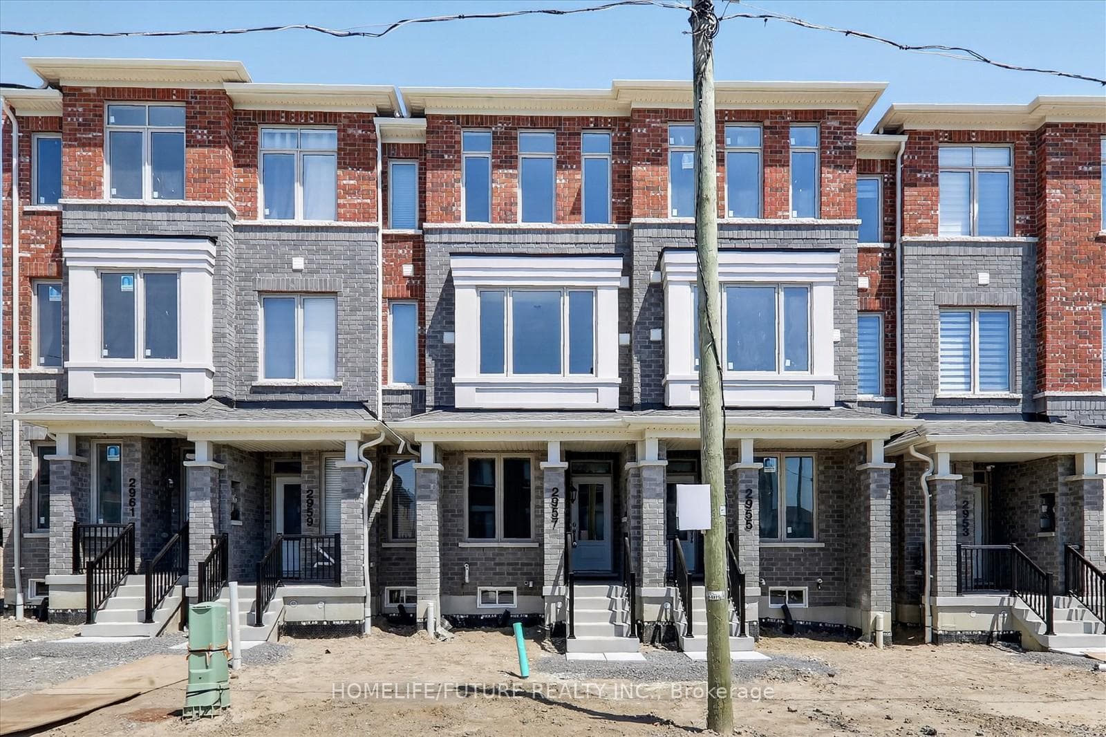 2957 Gatestone Path, Pickering