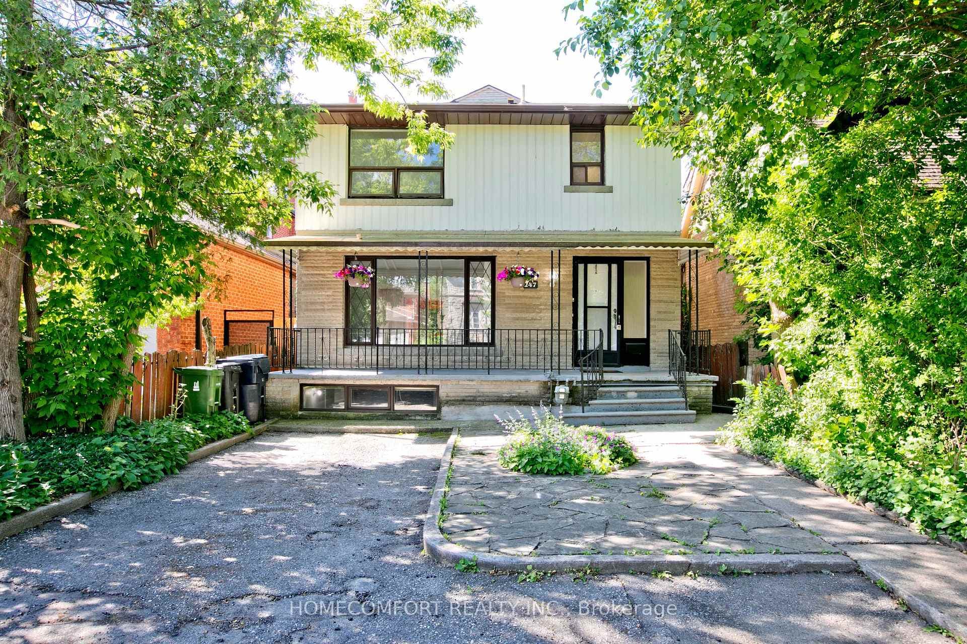 247 Parkview Avenue, Willowdale / Newtonbrook, ON M2N 3Z2 - Photo 1