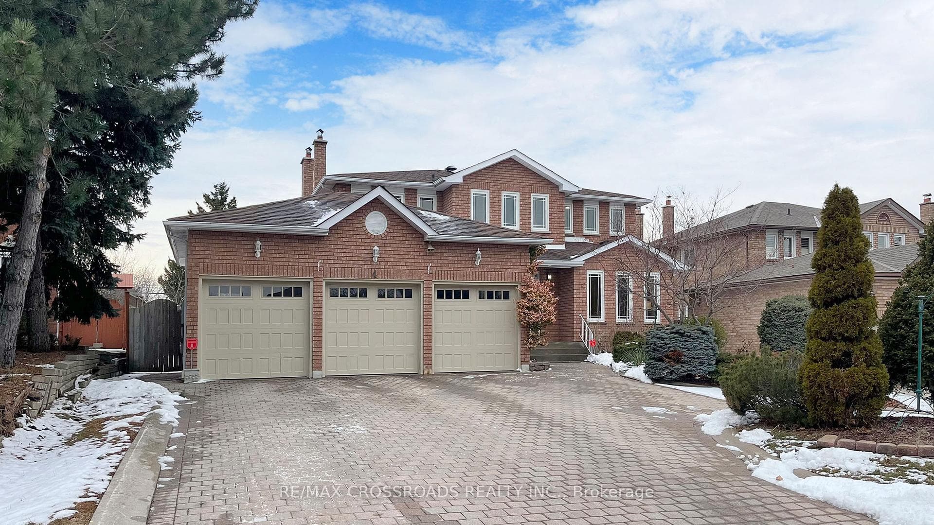 4 Snowcrest Court, Markham, ON L3S 2V9 - Photo 1