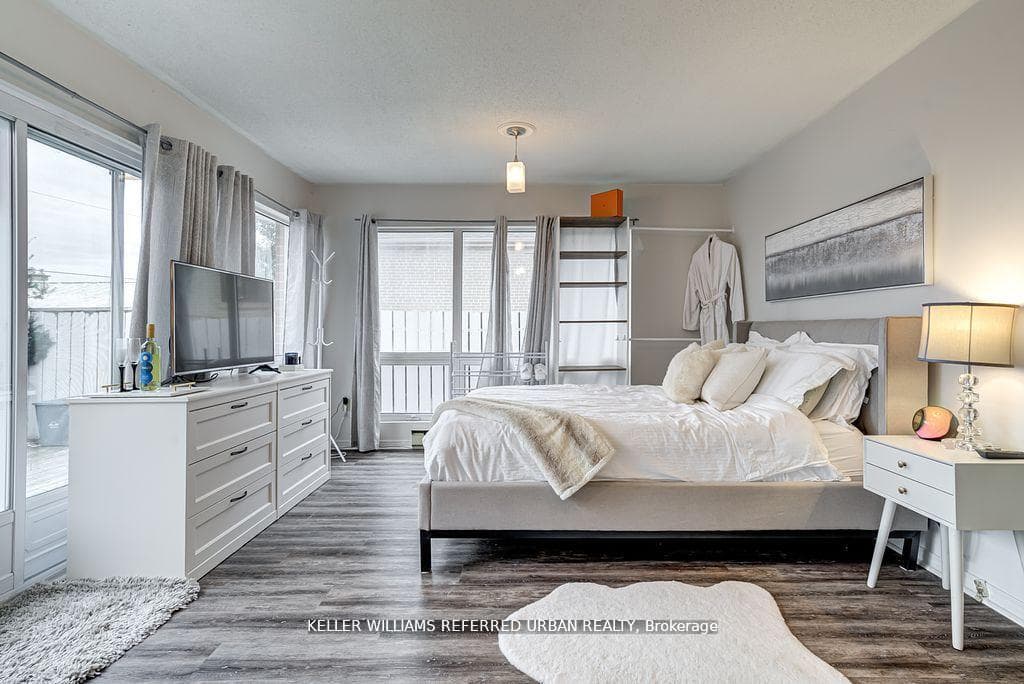 707 Annland Street Unit B, Pickering, ON L1W 1A9 - Photo 1