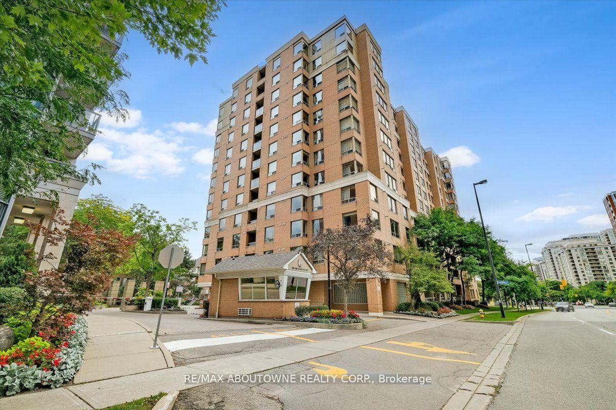 88 Grandview Way Unit 302, Willowdale / Newtonbrook, ON M2N 6V6 - Photo 1