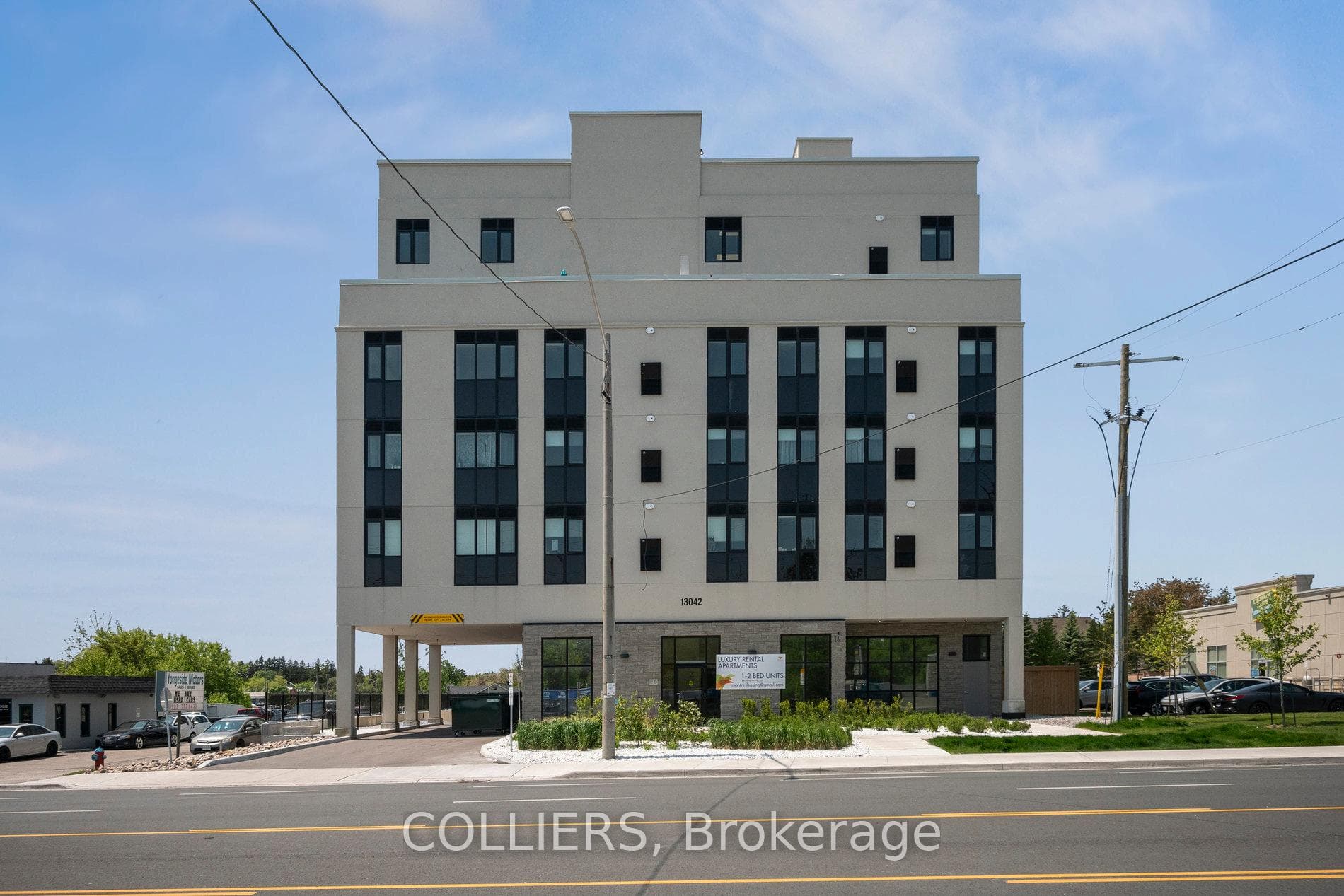 13042 Yonge Street, Richmond Hill, ON L4E 1A3 - Photo 1