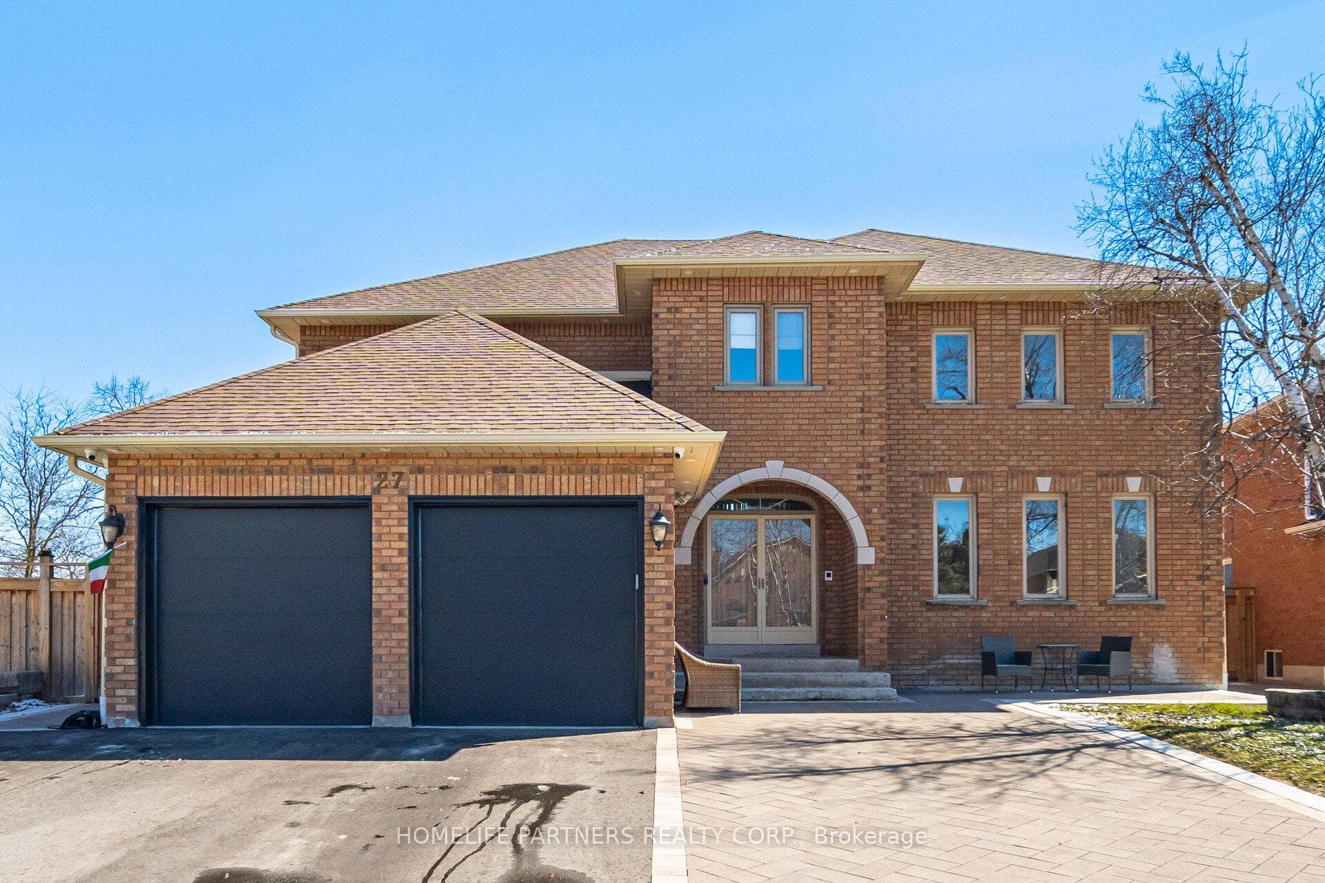 27 Marconi Avenue, Vaughan
