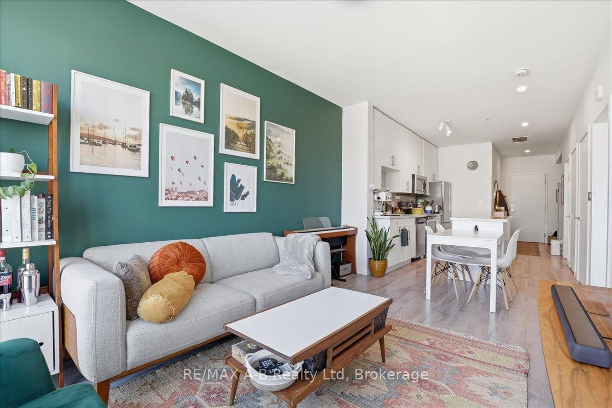 690 King Street Unit 214, Kitchener, ON N2G 0B9 - Photo 1