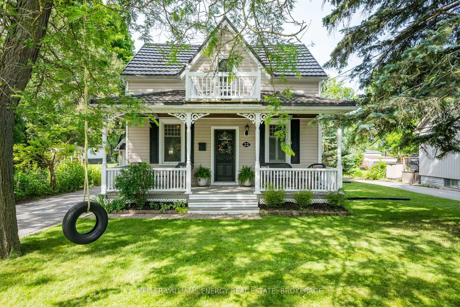 22 Third Avenue, Uxbridge