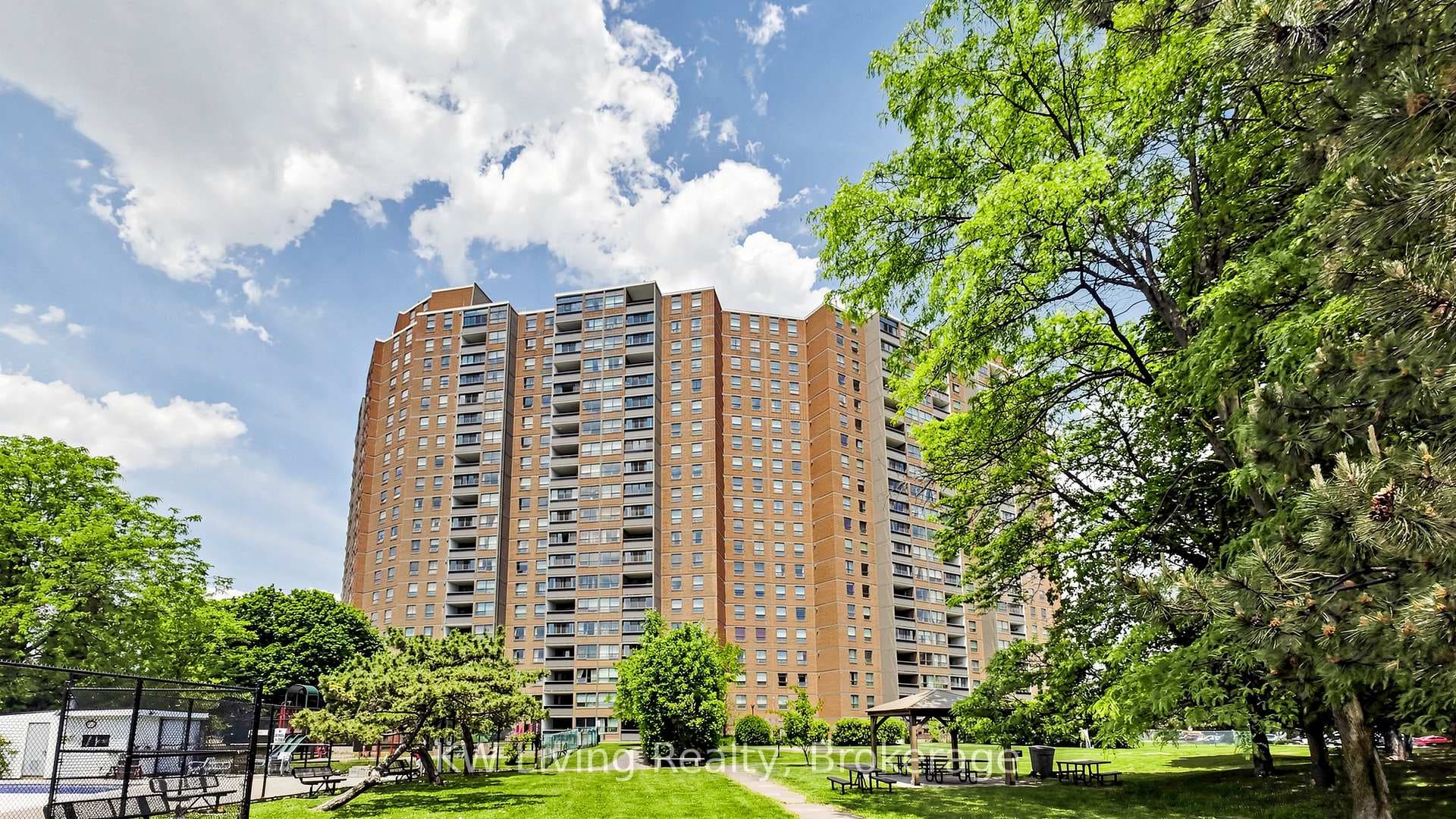 625 The West Mall N/A Unit 804, Etobicoke (Islington / Rexdale), ON M9C 4W9 - Photo 1