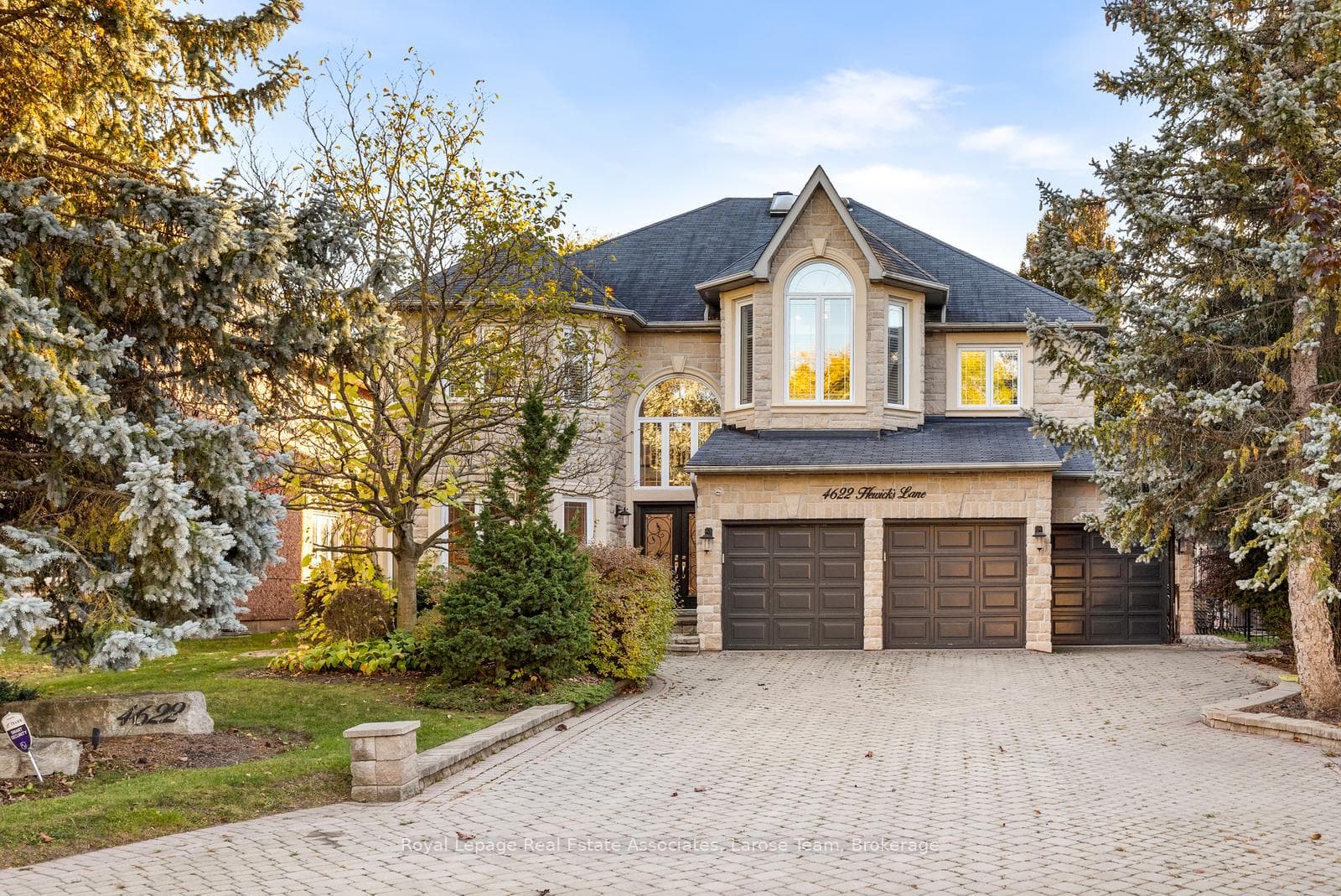 4622 Hewicks Lane, Mississauga, ON L5M 3L8 - Photo 1