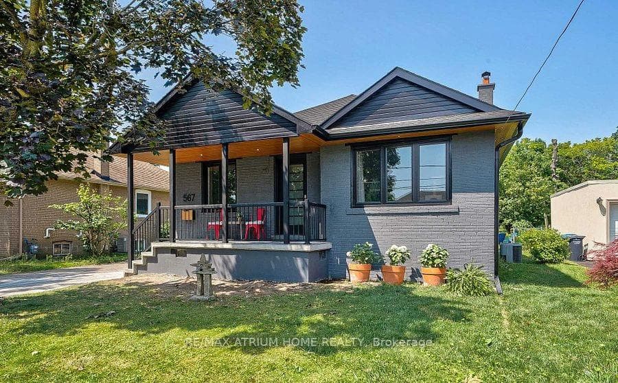 567 Atwater Avenue Unit Main, Mississauga, ON L5G 2A7 - Photo 1