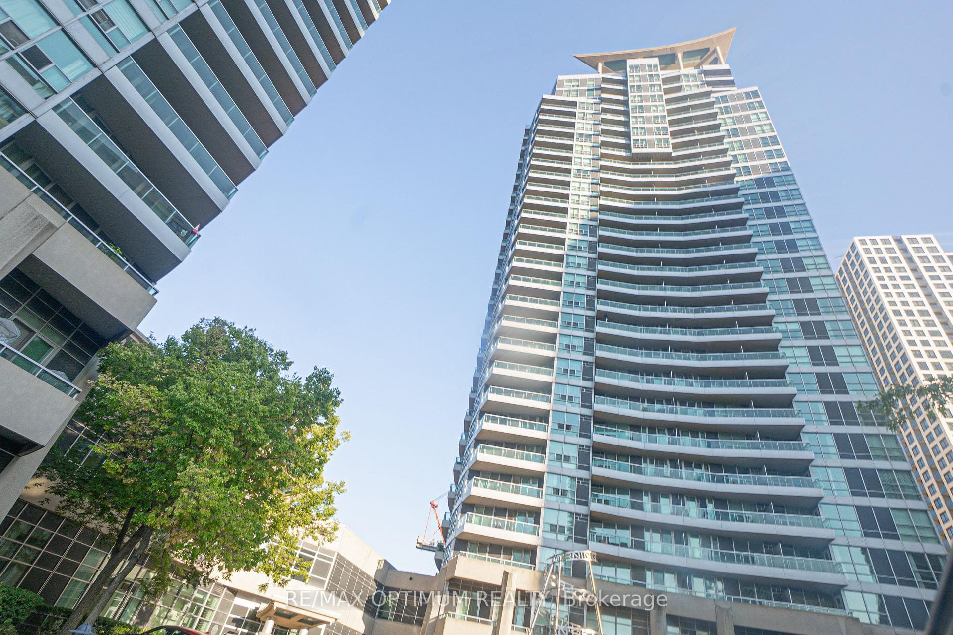 33 Elm Drive Unit 1109, Mississauga, ON L5B 4M2 - Photo 1