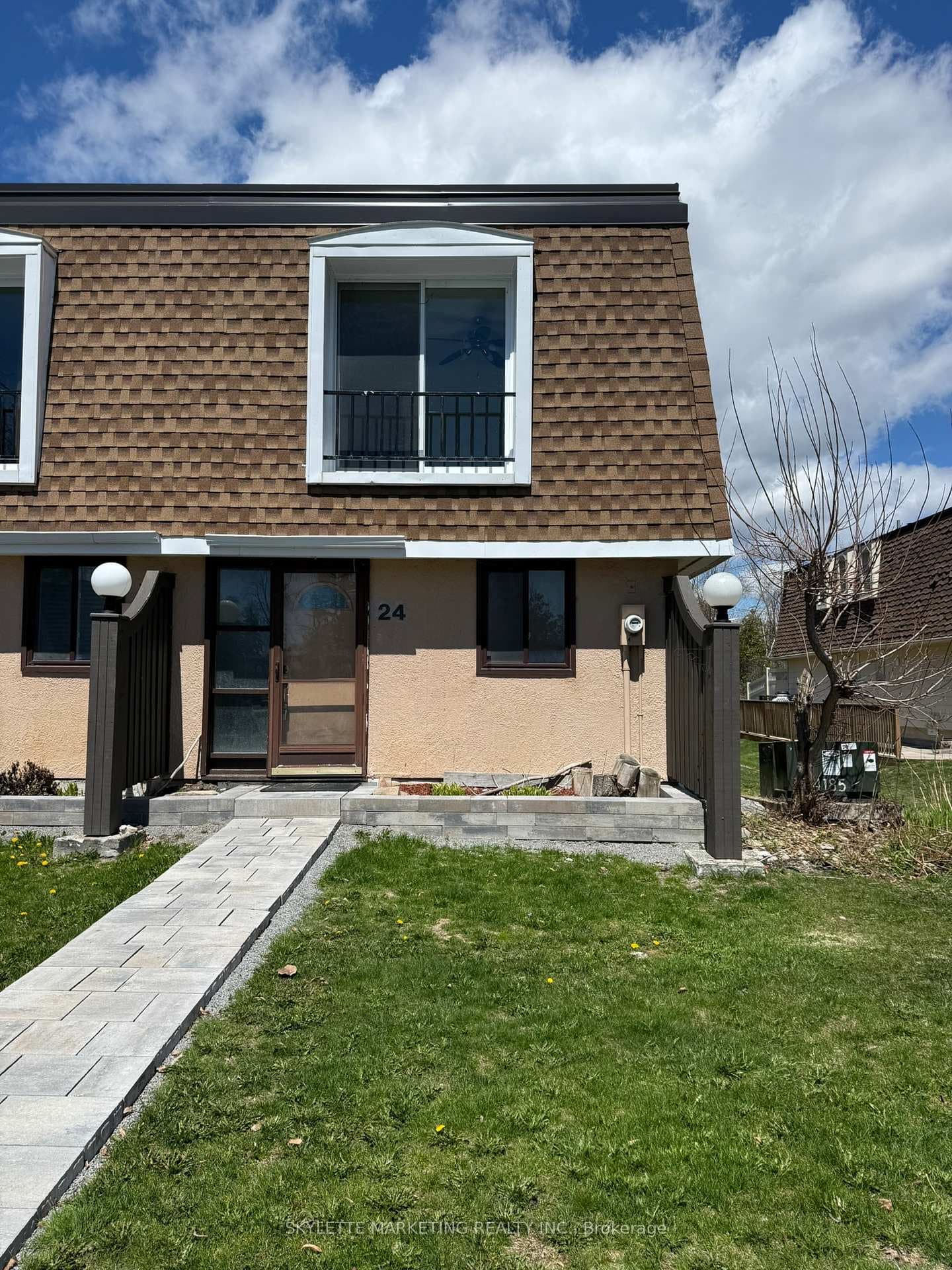 2 Paradise Boulevard Unit 24, Ramara