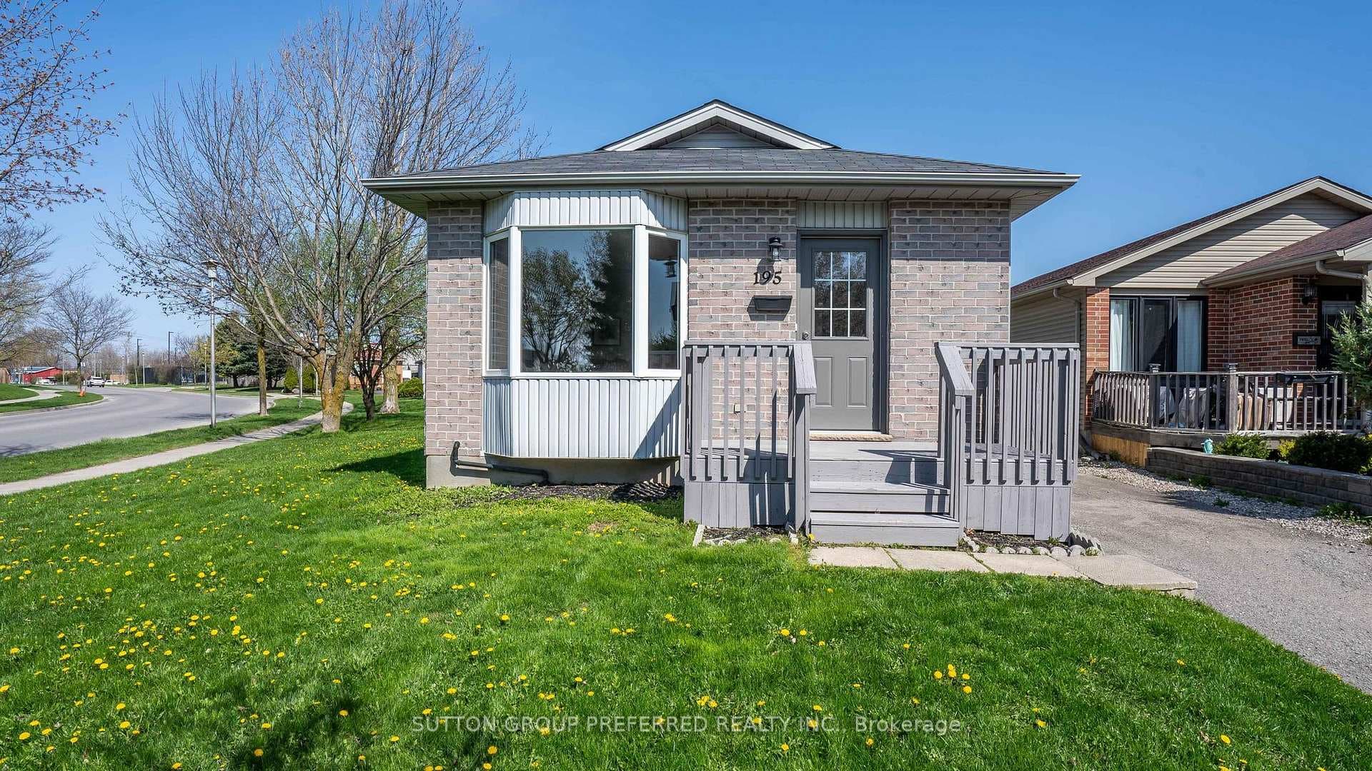 195 Simpson Crescent, London East, ON N5V 5E1 - Photo 1