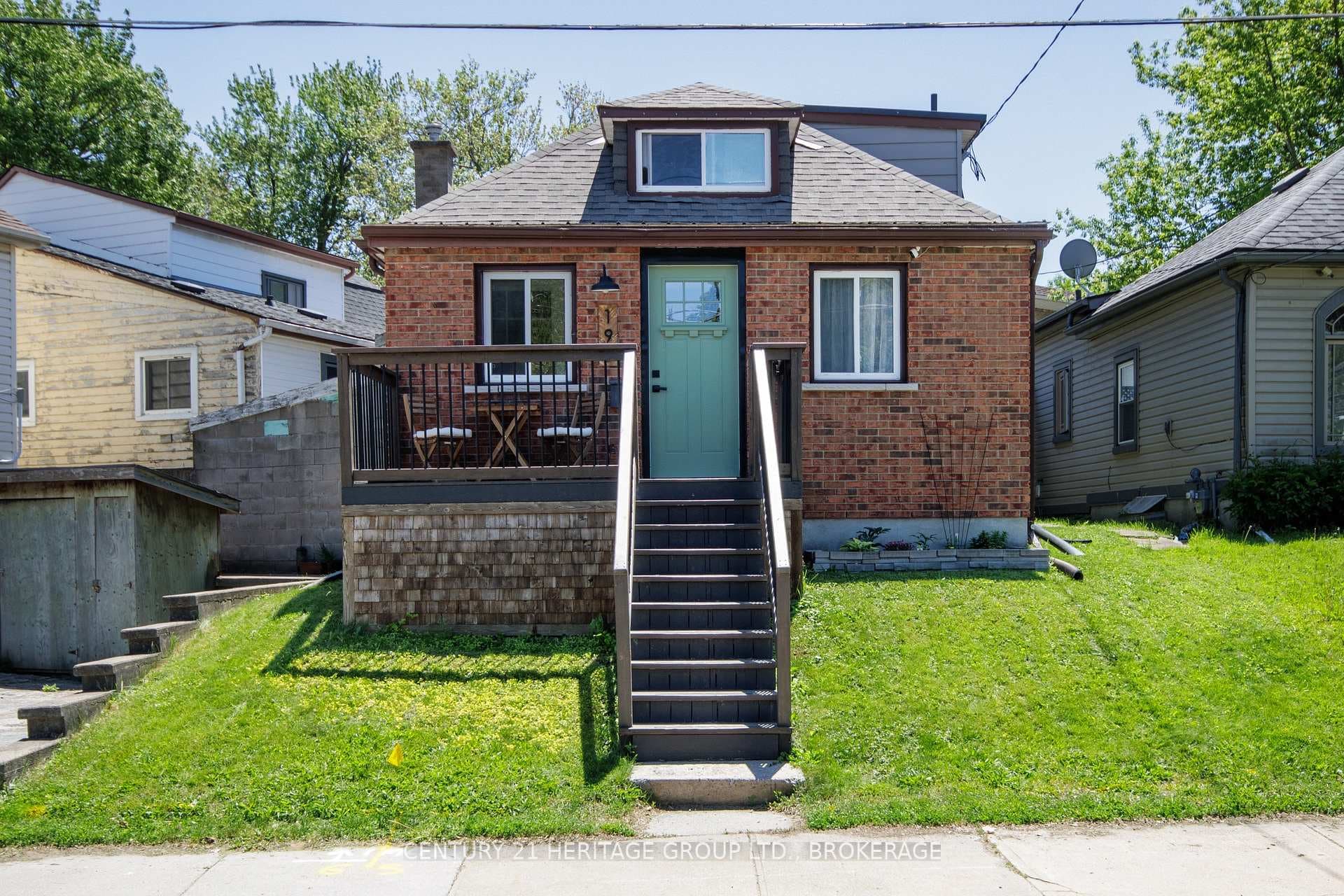 198 Raglan Road, Kingston, ON K7K 1L6 - Photo 1