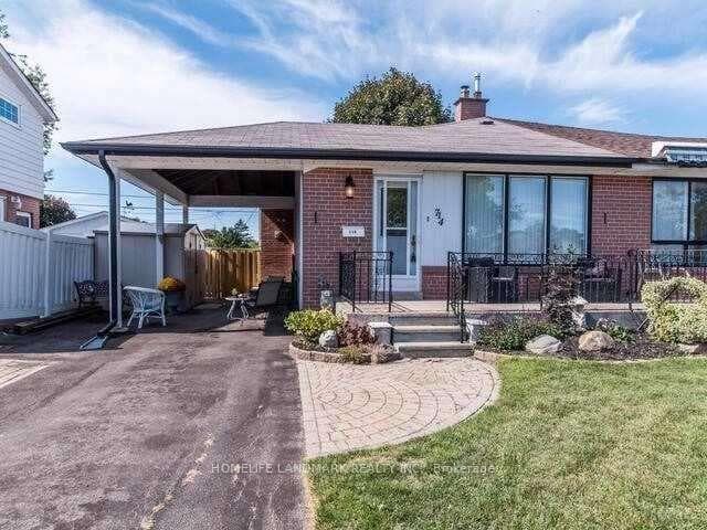714 Cortez Avenue Unit ( Lower ), Pickering, ON L1W 1Y4 - Photo 1