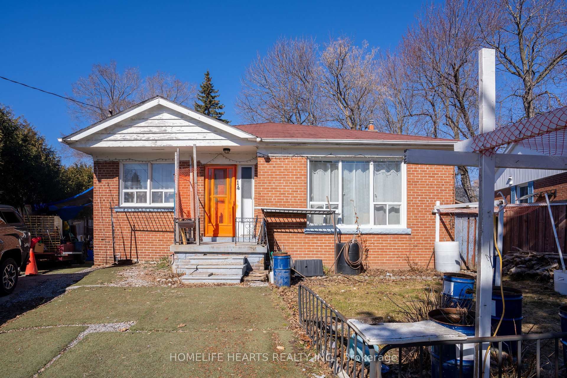 14 Mackinac Crescent, Toronto E09