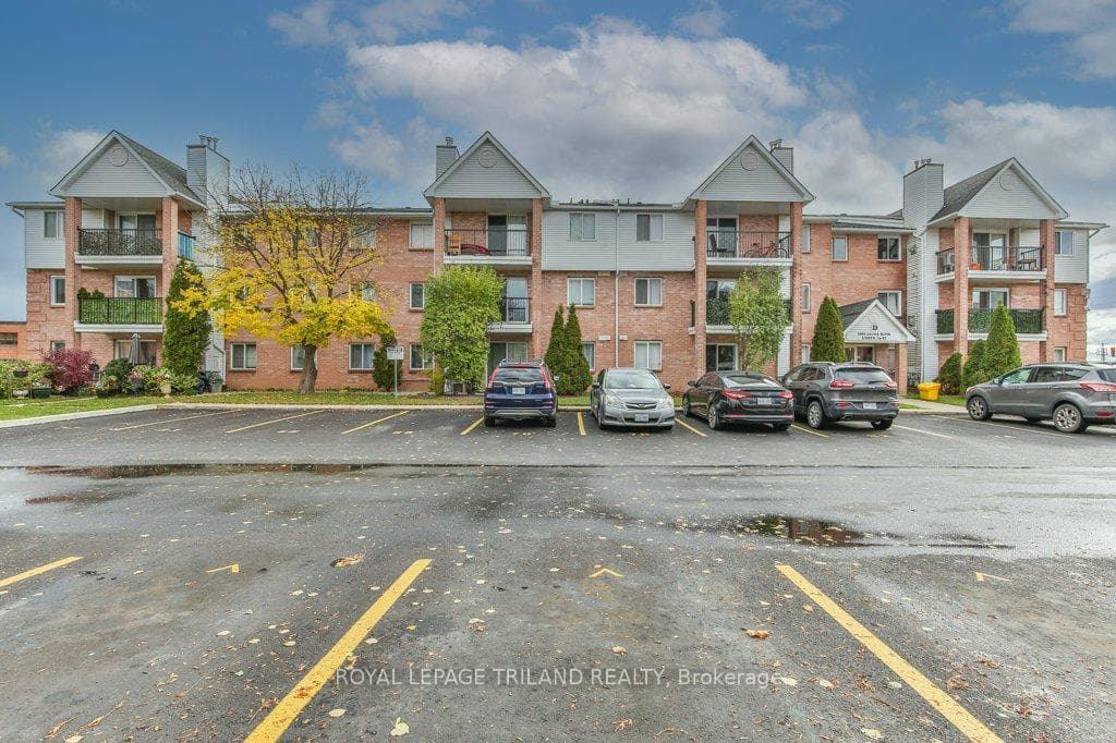 1096 JALNA Boulevard Unit 90, London South, ON N6E 3B8 - Photo 1