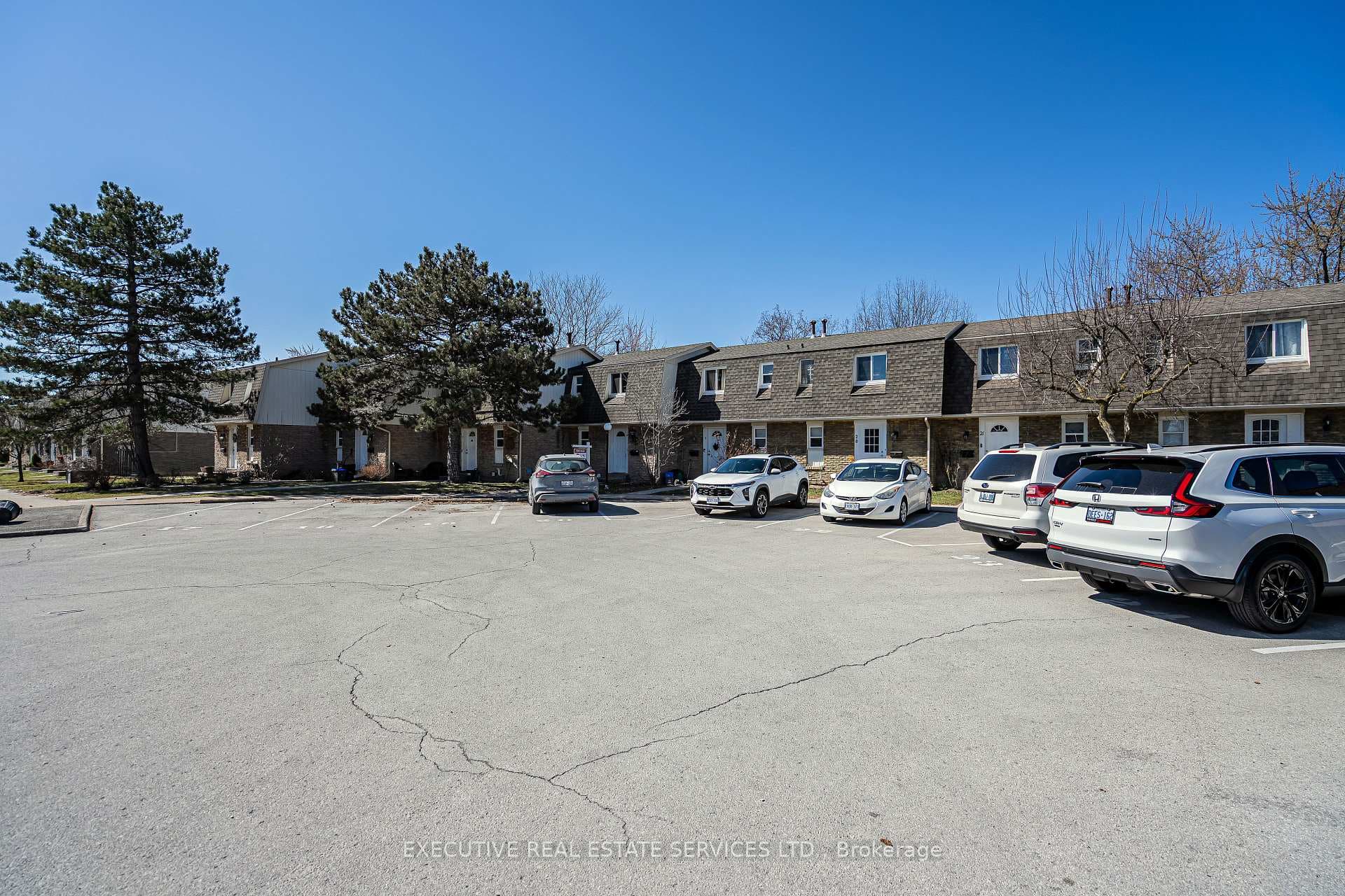 131 ROCKWOOD Avenue Unit 18, St. Catharines, ON L2P 3K4 - Photo 1