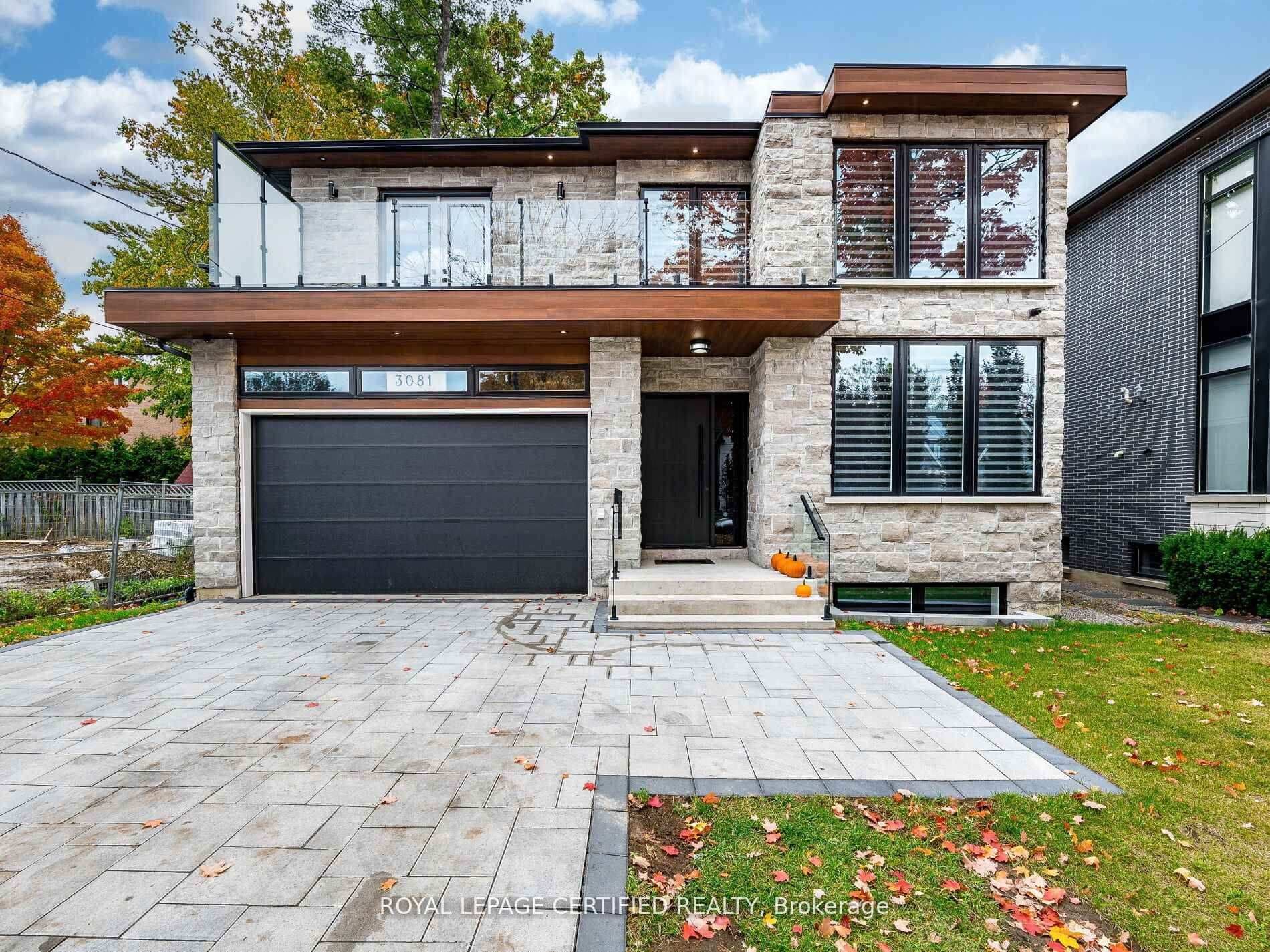 3081 Grenville Drive, Mississauga, ON L5A 2P6 - Photo 1