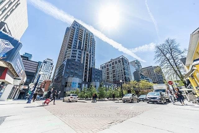 80 Cumberland Street Unit 307, Annex / Yorkville / Summerhill, ON M5R 3V1 - Photo 1