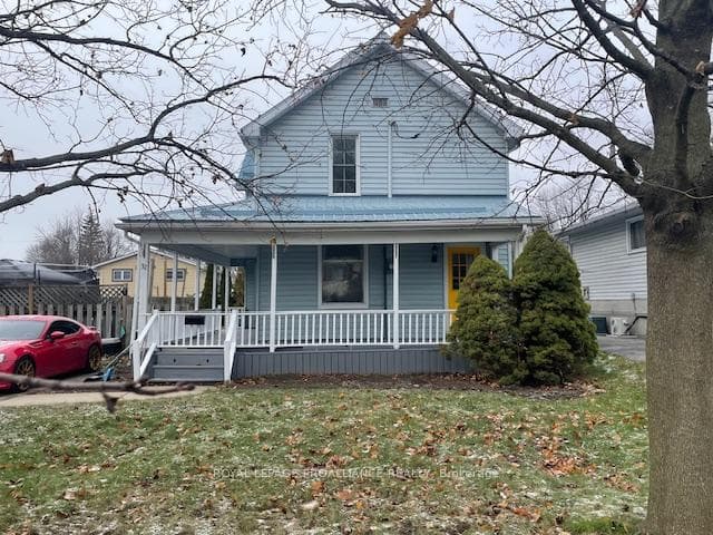 32 McNichol Avenue, Quinte West, ON K8V 2R6 - Photo 1
