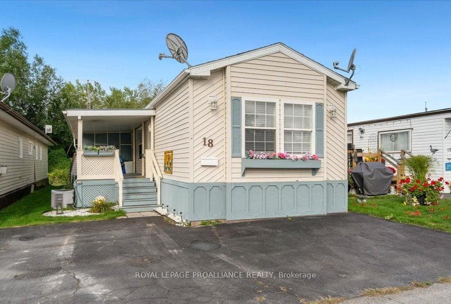 311 Dundas Street Unit 18, Quinte West, ON K8V 1M1 - Photo 1