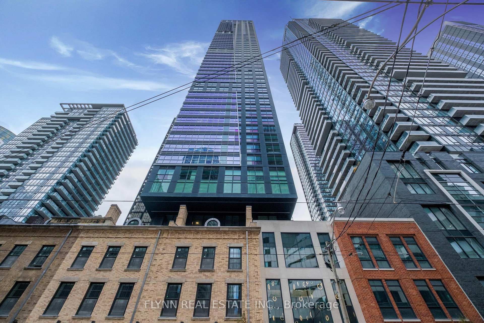 327 King Street Unit 303, Downtown Toronto / Waterfront, ON M5V 0W7 - Photo 1