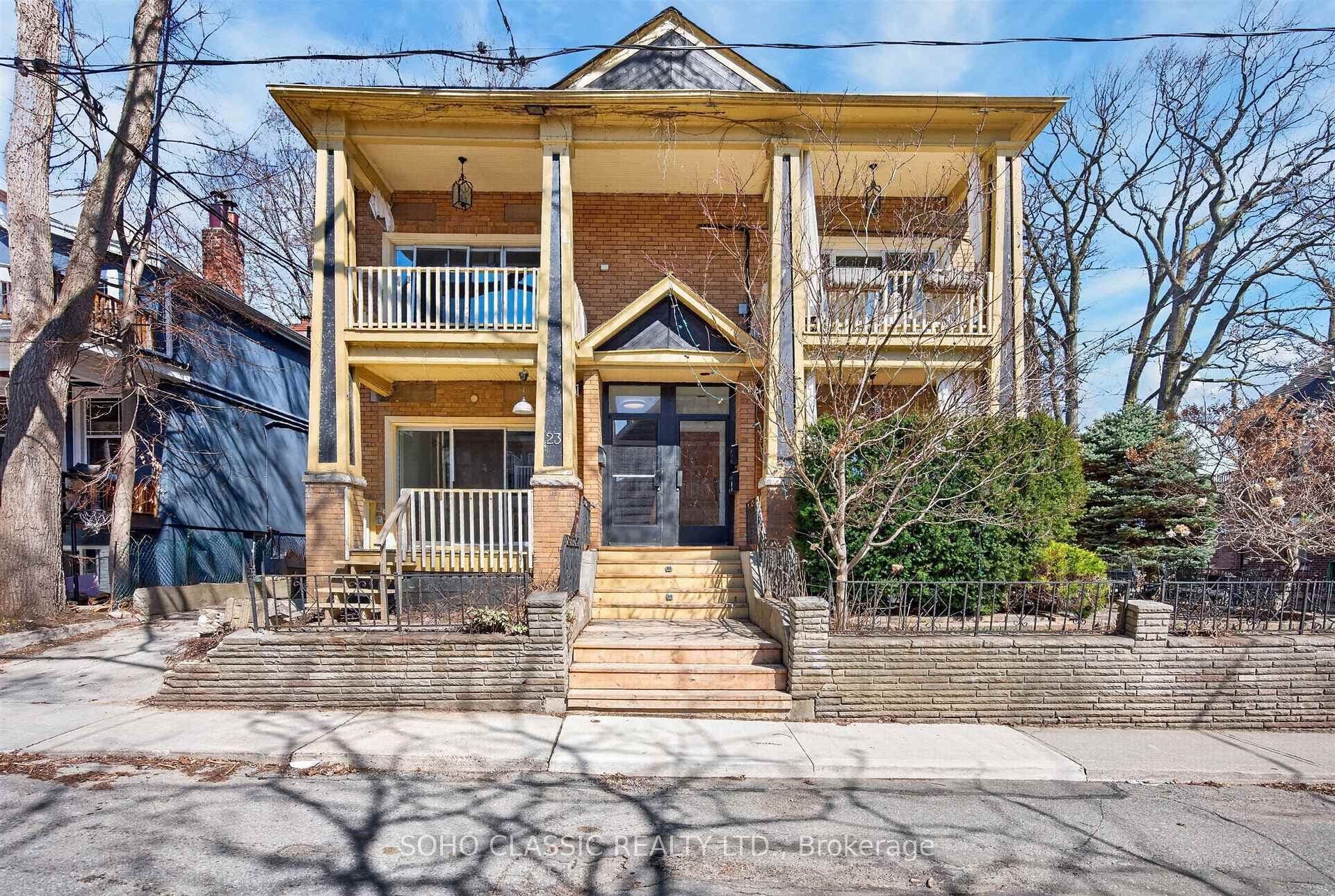23 Fernwood Park Avenue Unit Main Floor, The Beaches / Upper Beaches, ON M4E 3E9 - Photo 1