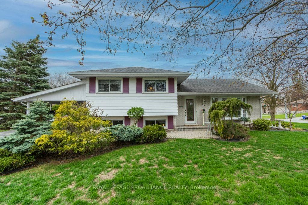 44 Shoniker Avenue, Quinte West, ON K8V 2B5 - Photo 1