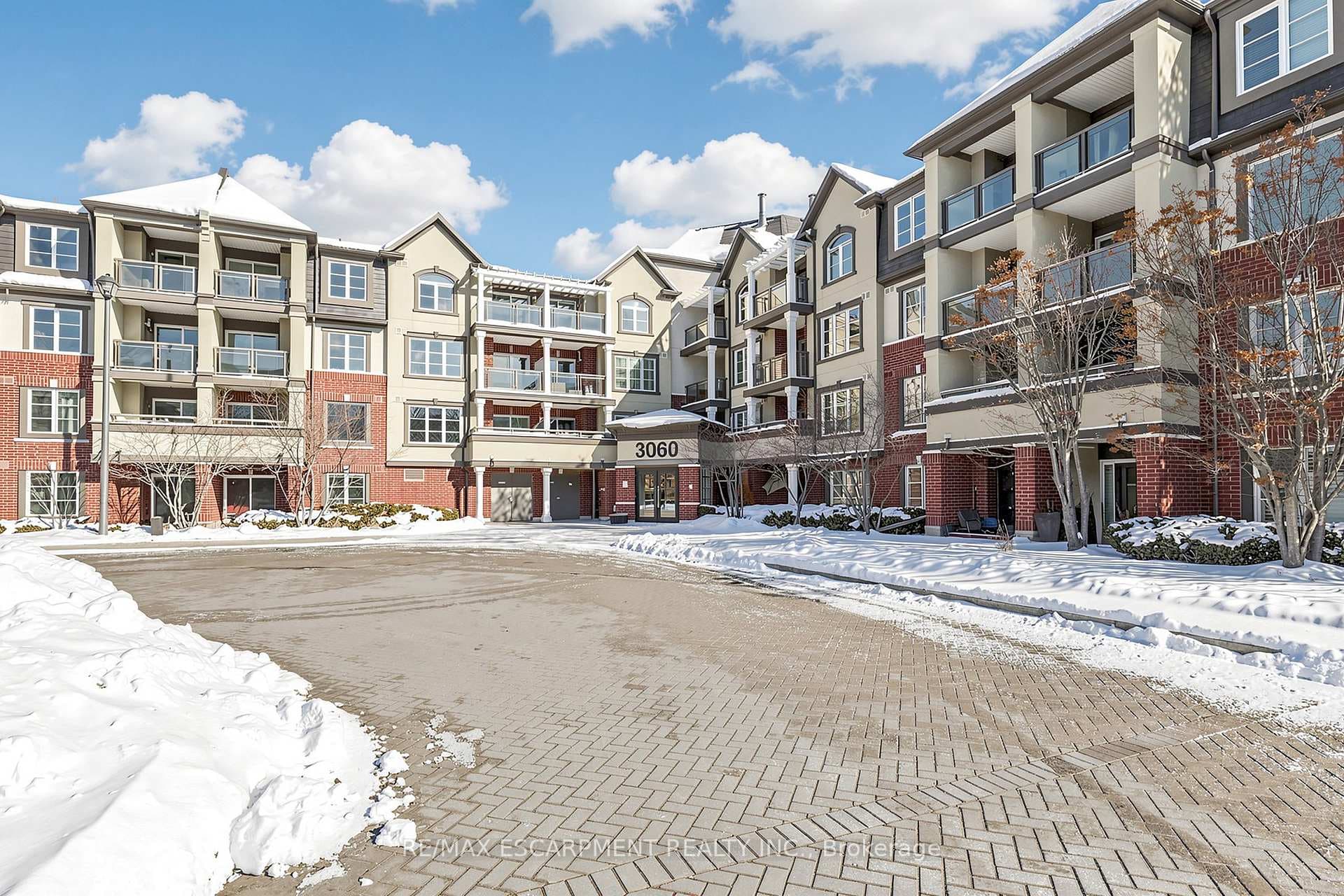 3060 Rotary Way Unit 103, Burlington, ON L7M 0G9 - Photo 1