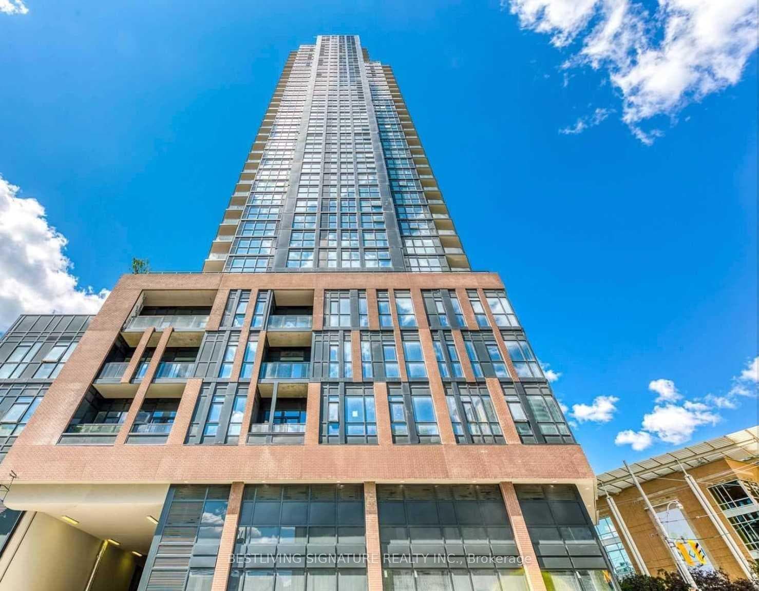 159 Wellesley Street Unit 3201, Toronto C08
