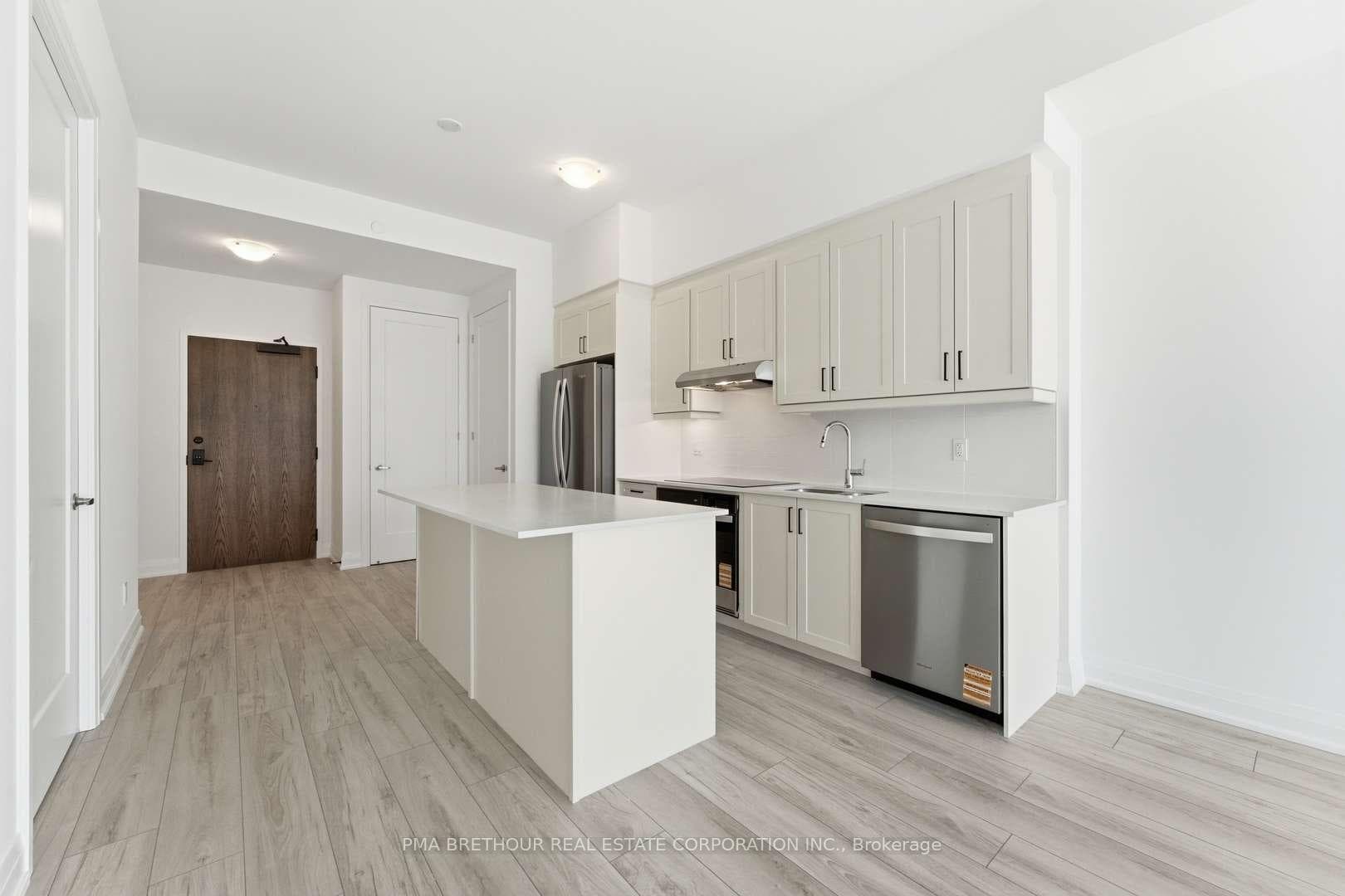 1035 Southdown Road Unit 105, Mississauga, ON L5J 0A2 - Photo 1