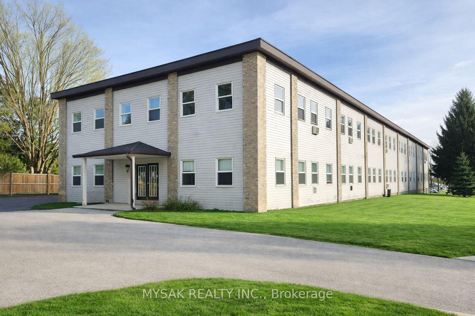 123 East Street, Central Huron
