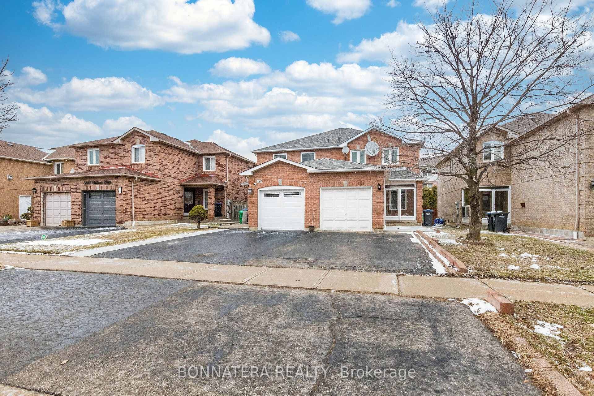 5359 Bullrush Drive, Mississauga, ON L5V 2C1 - Photo 1