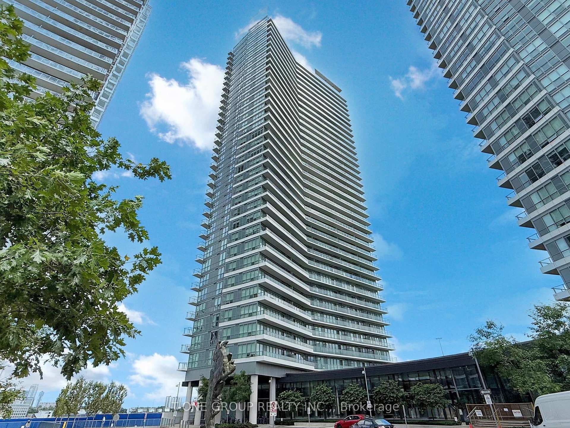 117 Mcmahon Drive Unit 1203, Hillcrest Village / Bayview Village, ON M2K 2X9 - Photo 1