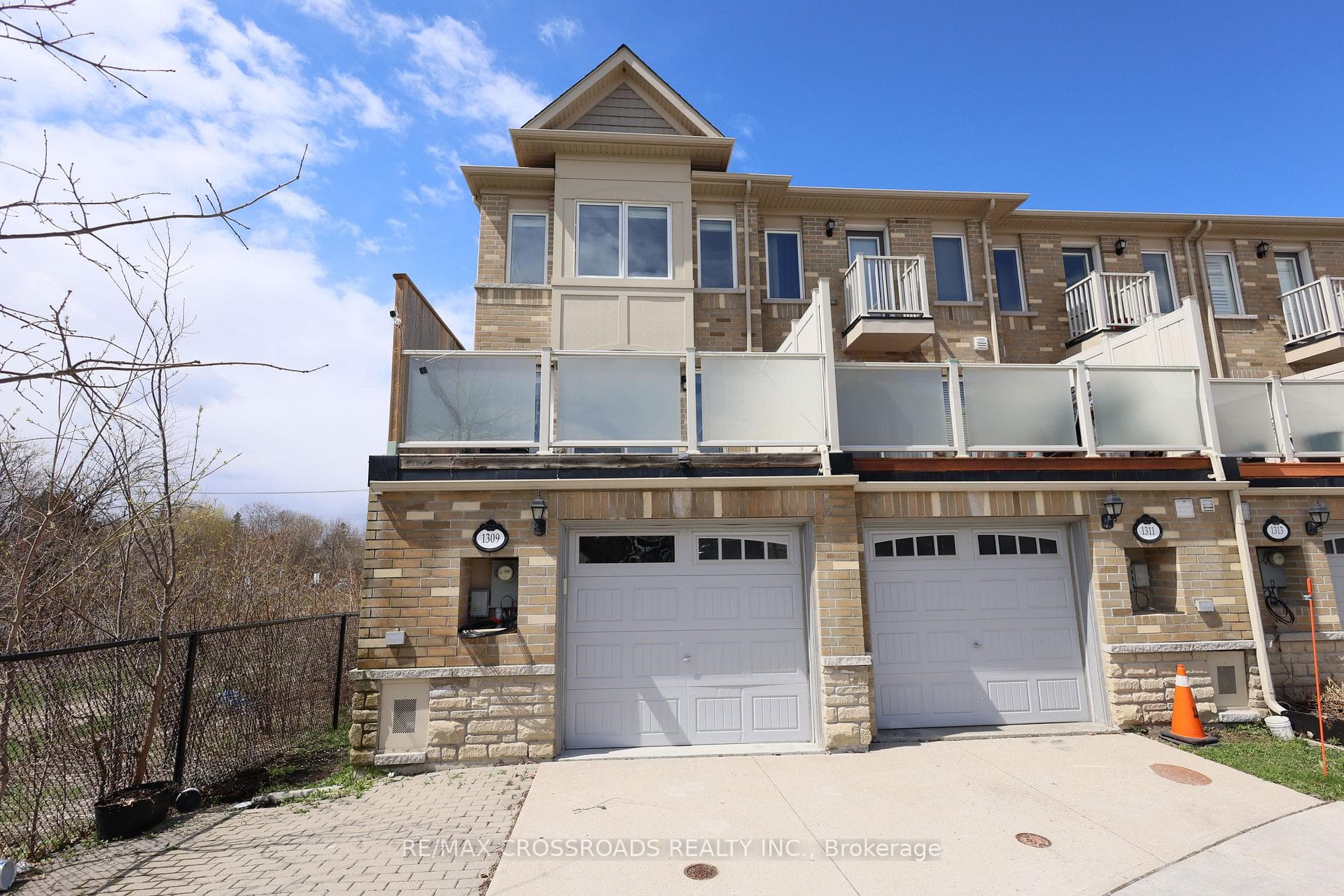 1309 Danforth Road, Scarborough Town Centre, ON M1J 0B1 - Photo 1
